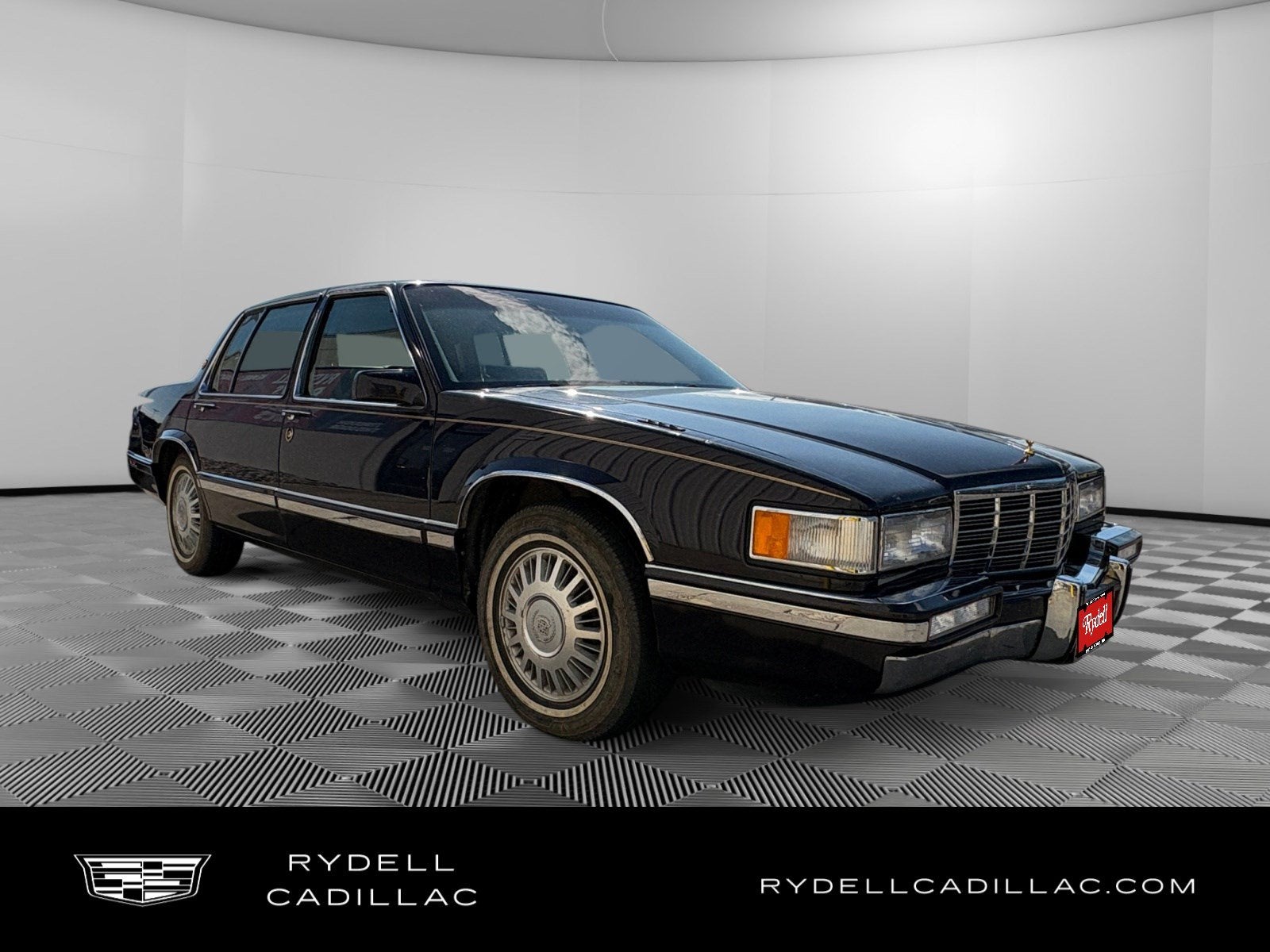 1992 Cadillac DeVille Standard
