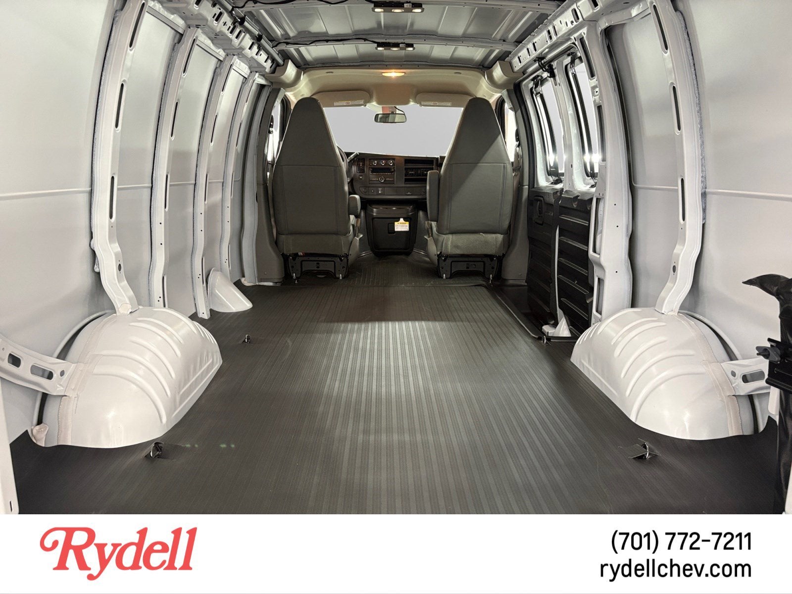 2026 Chevrolet Express Cargo WT
