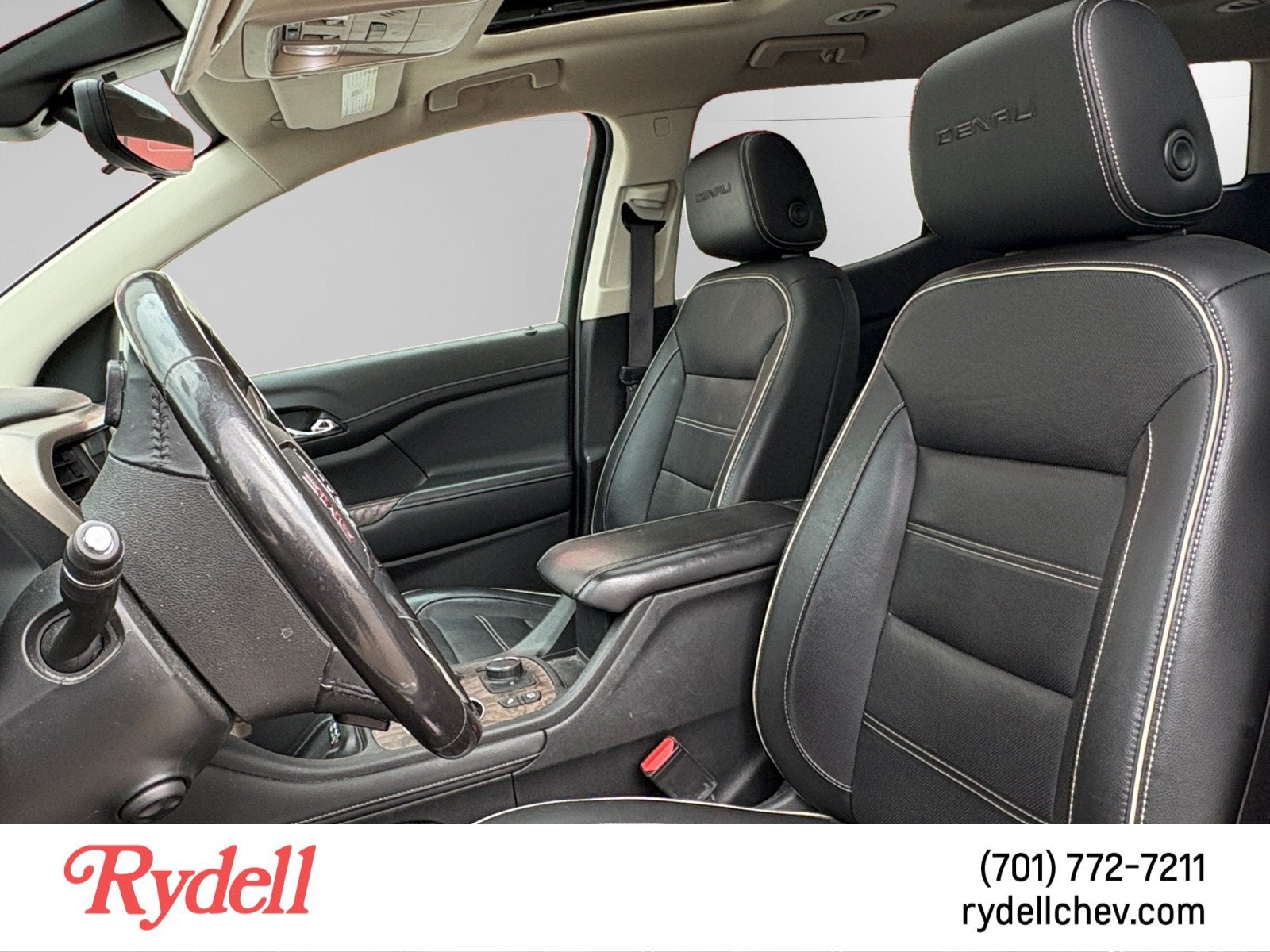 2020 GMC Acadia Denali