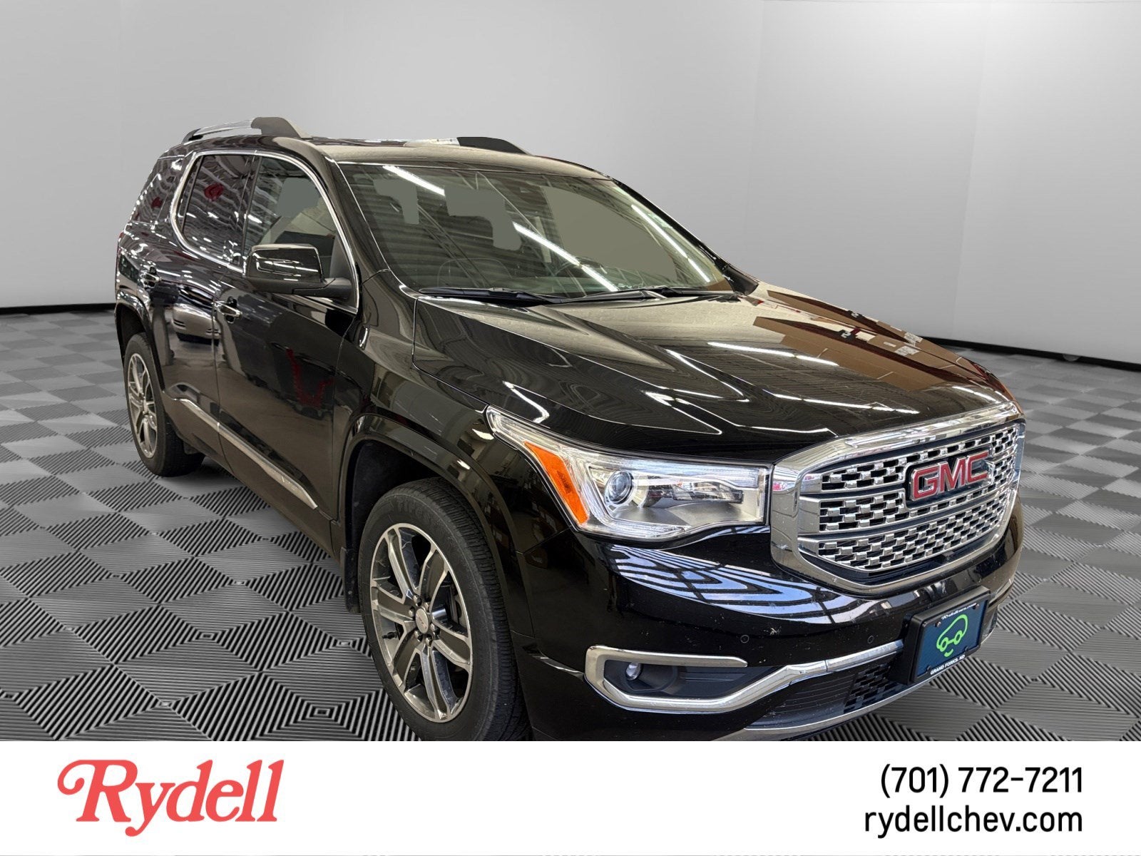 2017 GMC Acadia Denali