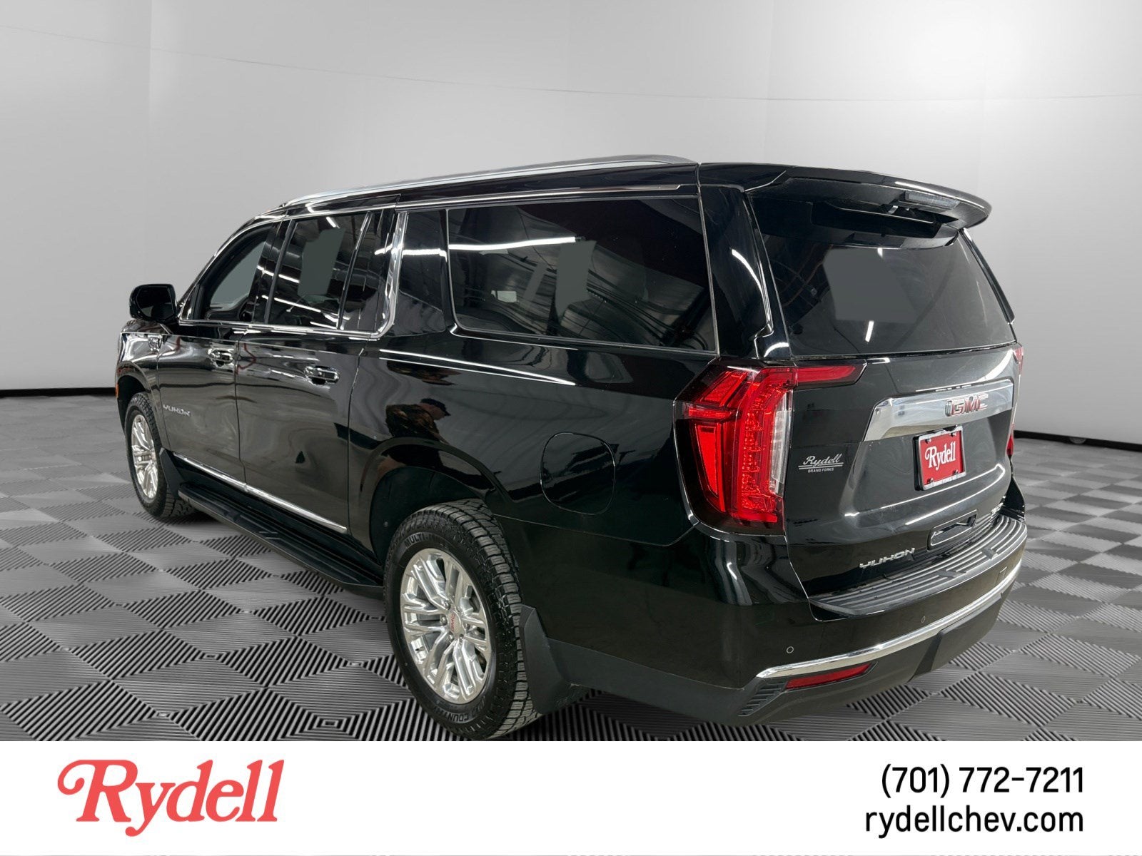 2023 GMC Yukon XL SLT
