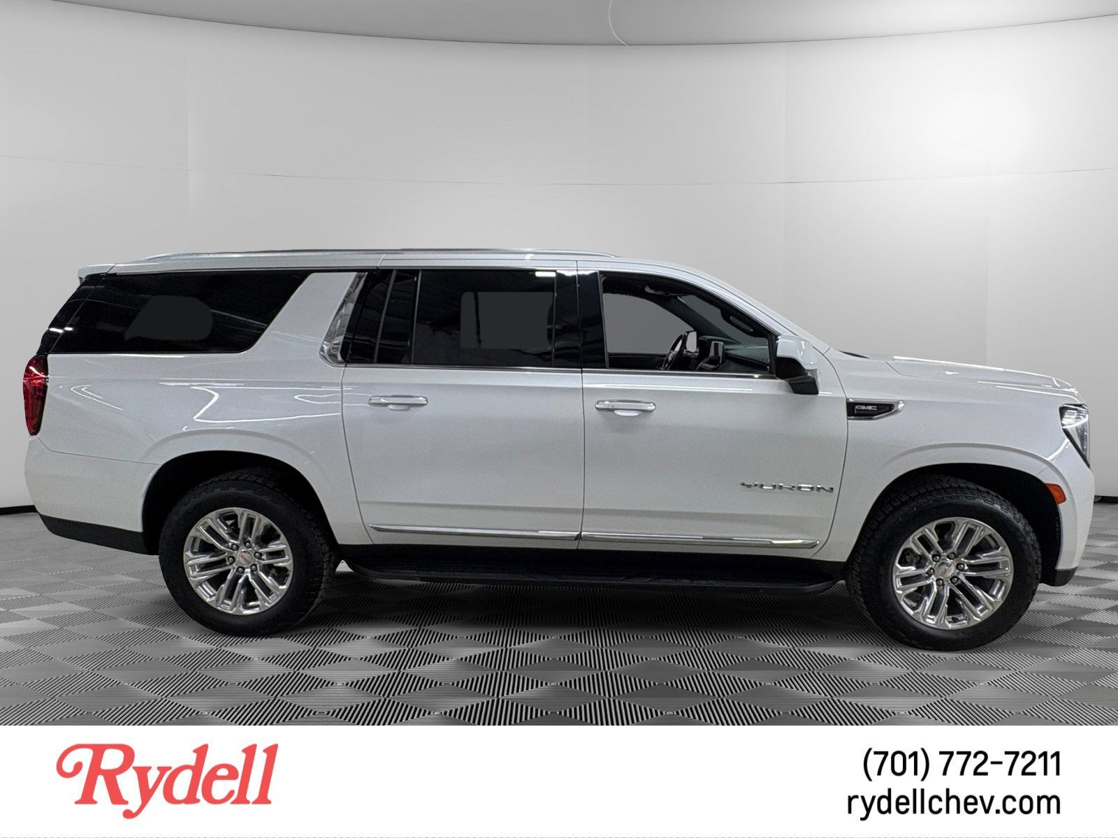 2022 GMC Yukon XL SLT
