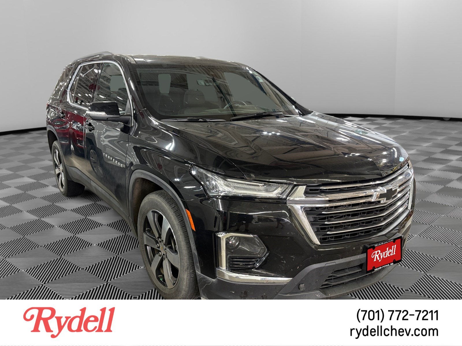 2023 Chevrolet Traverse LT Leather