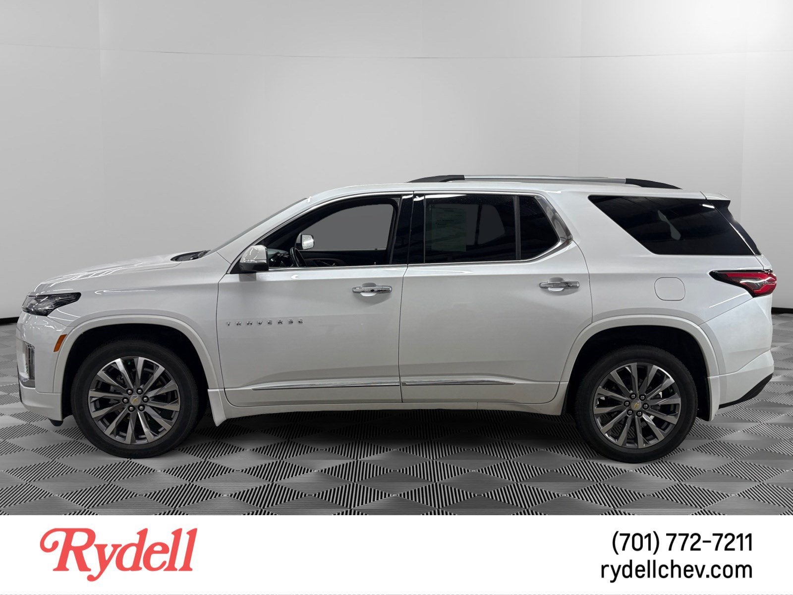 2023 Chevrolet Traverse Premier