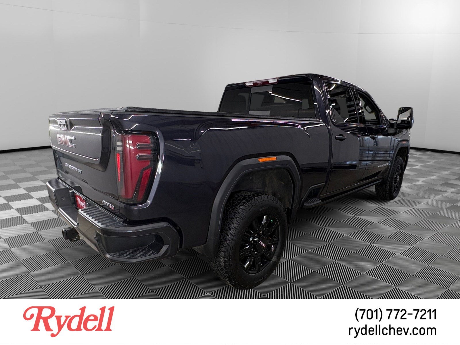 2025 GMC Sierra 3500 HD AT4