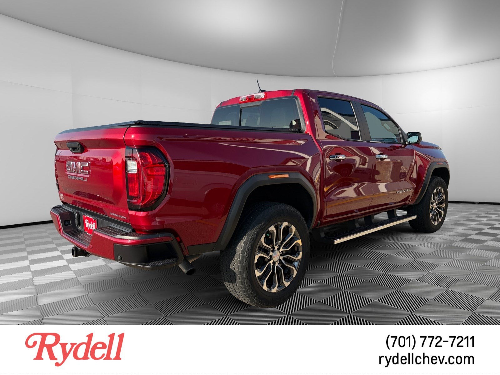 2024 GMC Canyon Denali