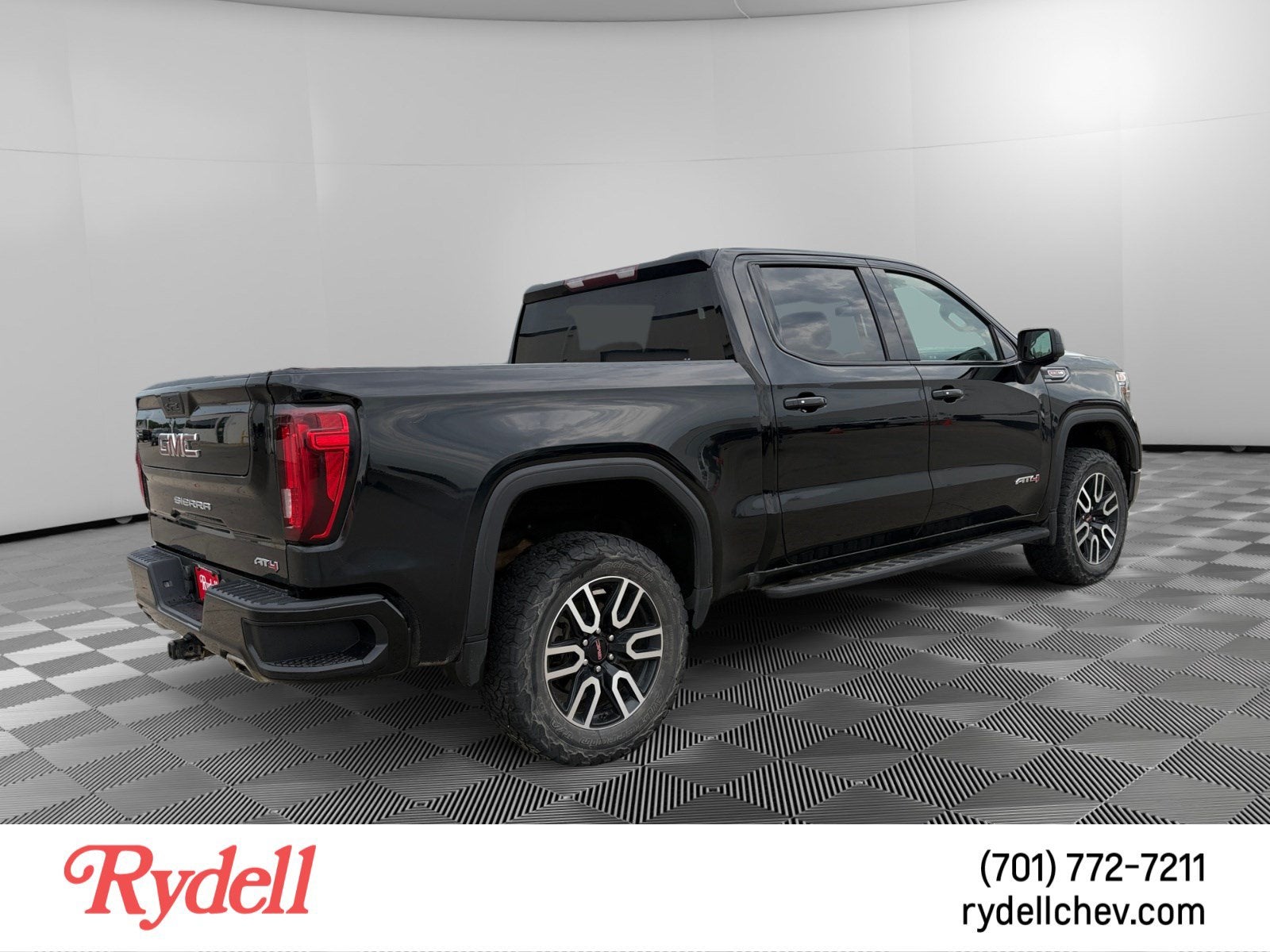 2021 GMC Sierra 1500 AT4