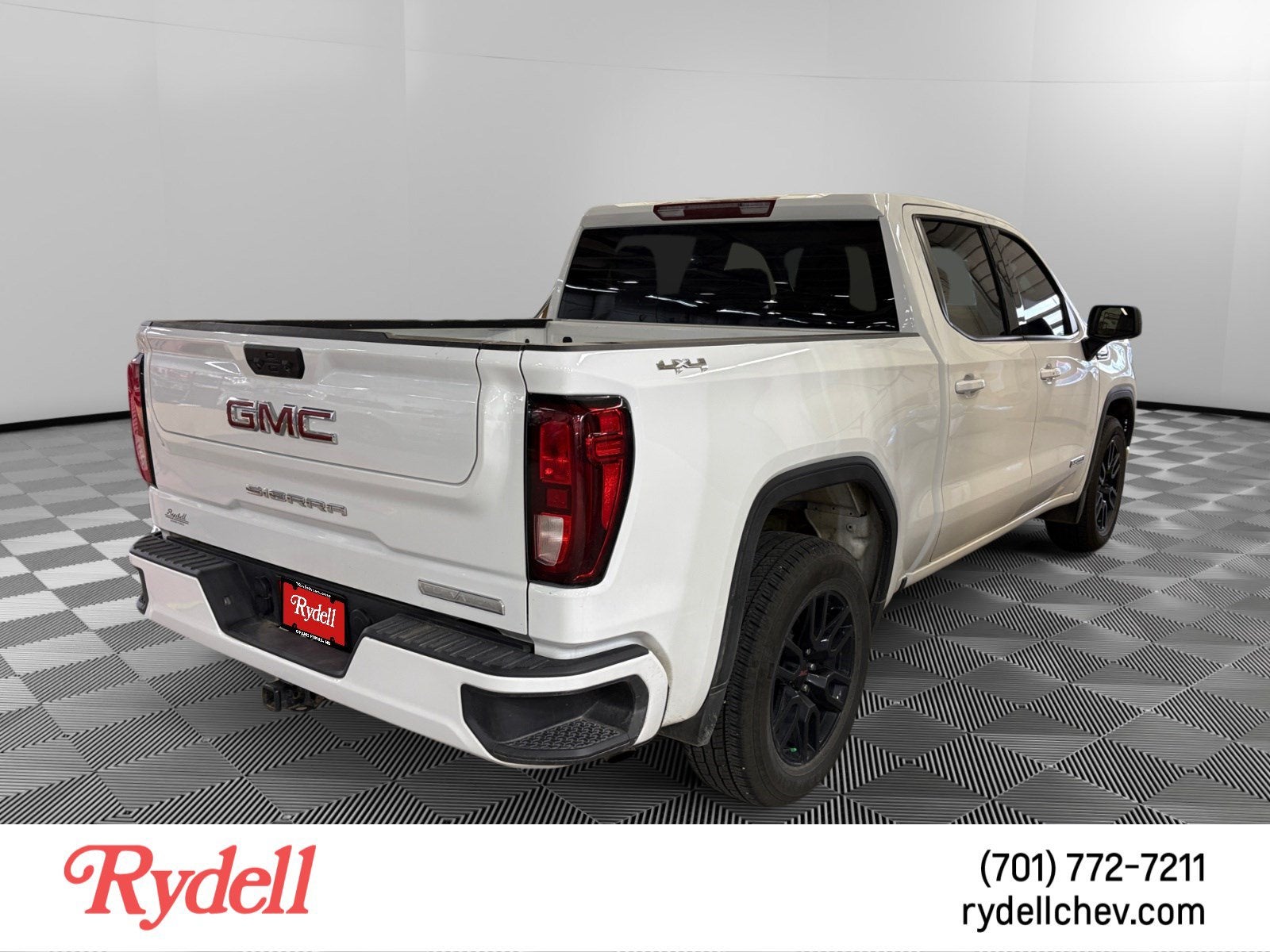 2025 GMC Sierra 1500 Elevation