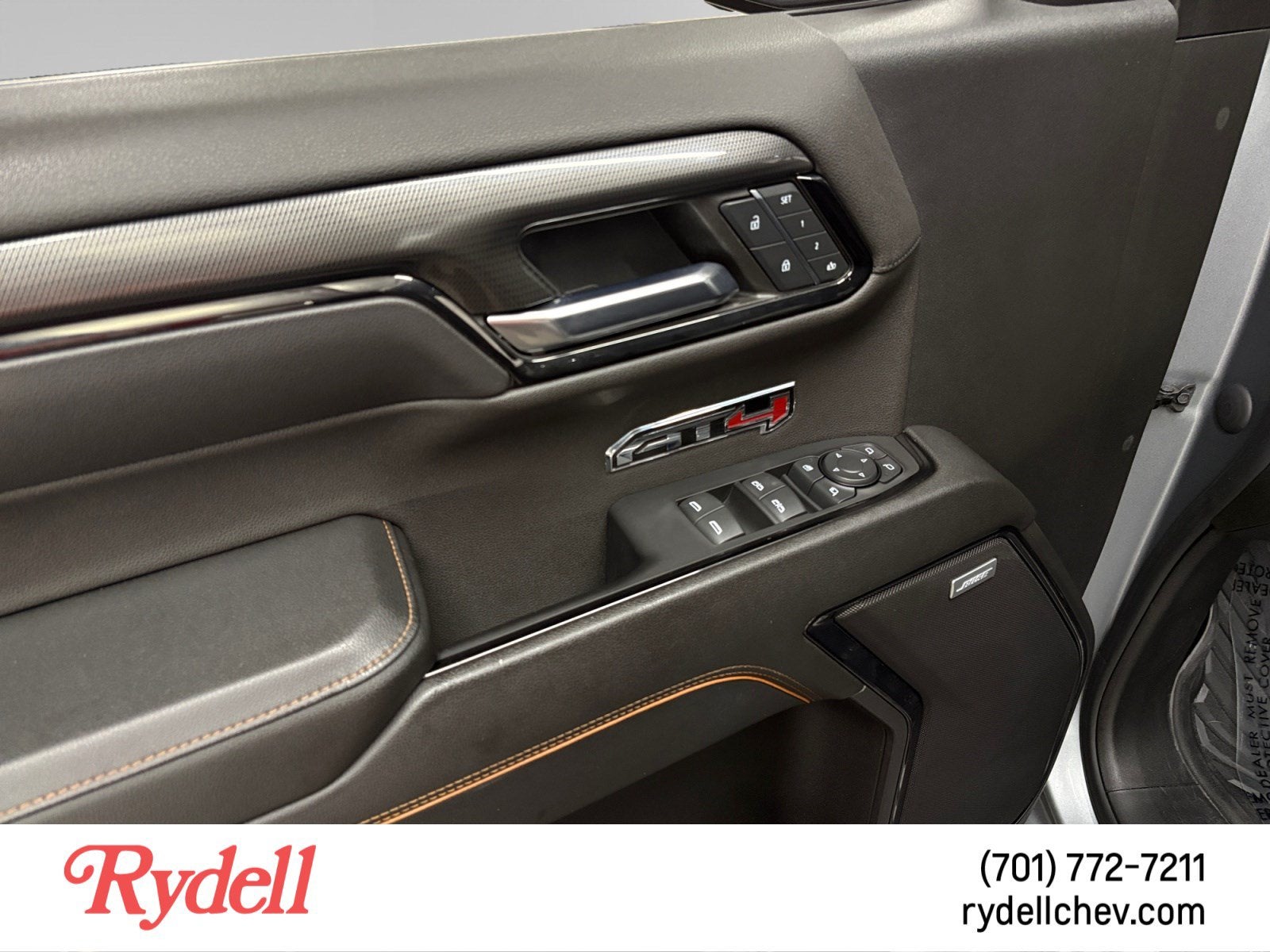 2024 GMC Sierra 1500 AT4