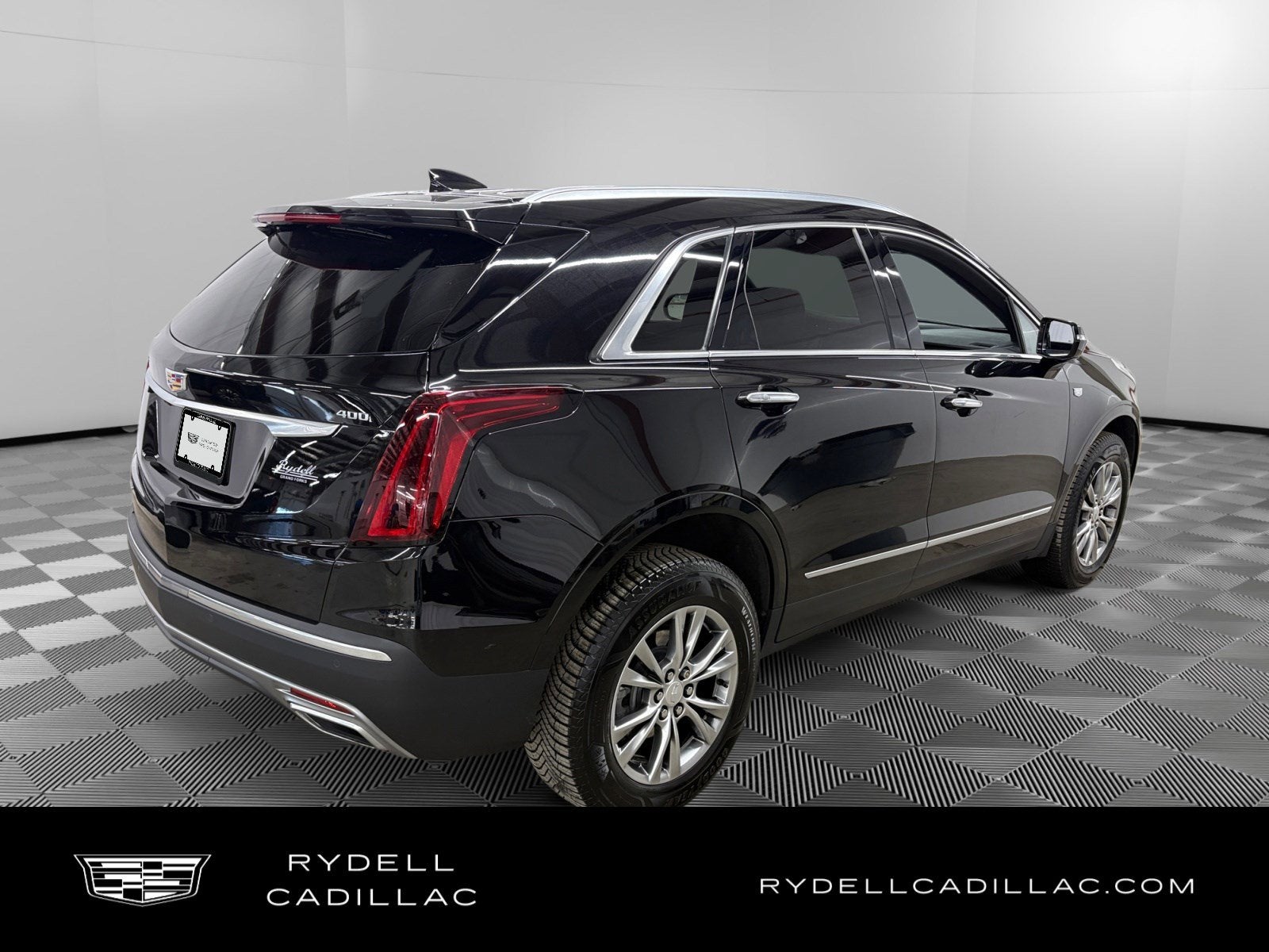 2022 Cadillac XT5 Premium Luxury