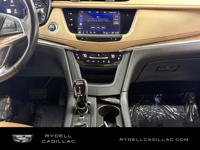 2022 Cadillac XT5 Premium Luxury