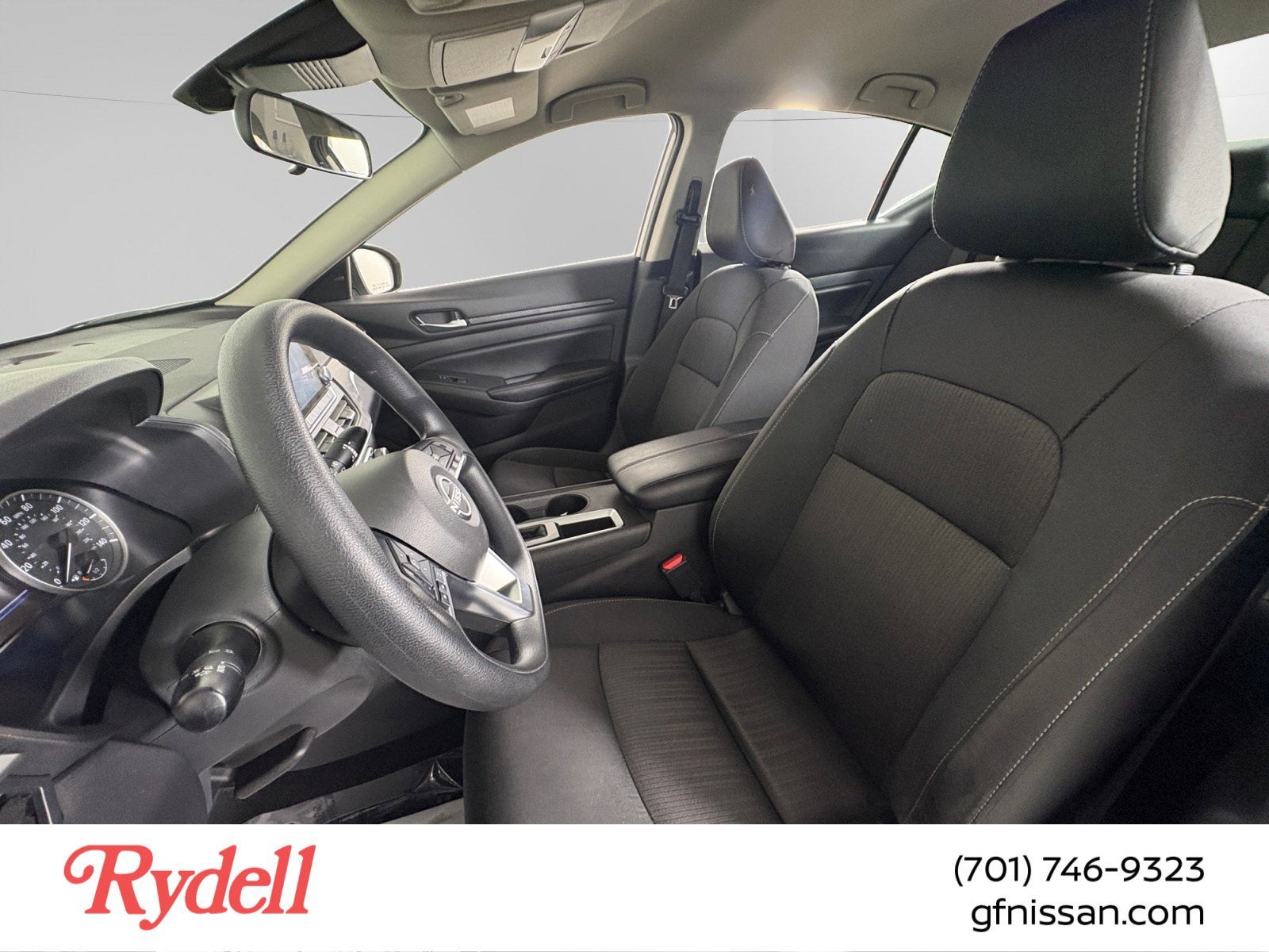 2025 Nissan Altima SV FWD