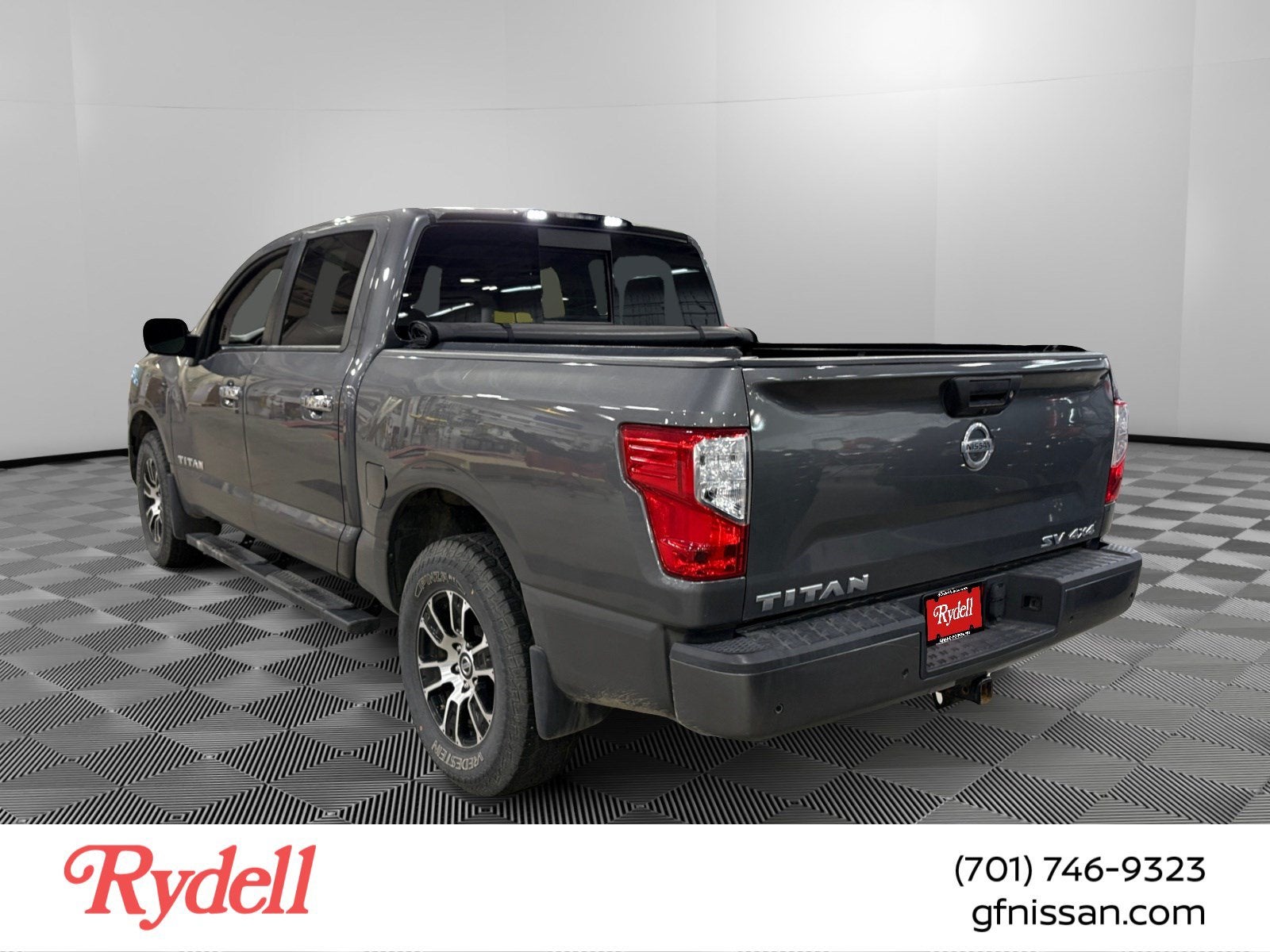 2021 Nissan TITAN Crew Cab SV 4x4