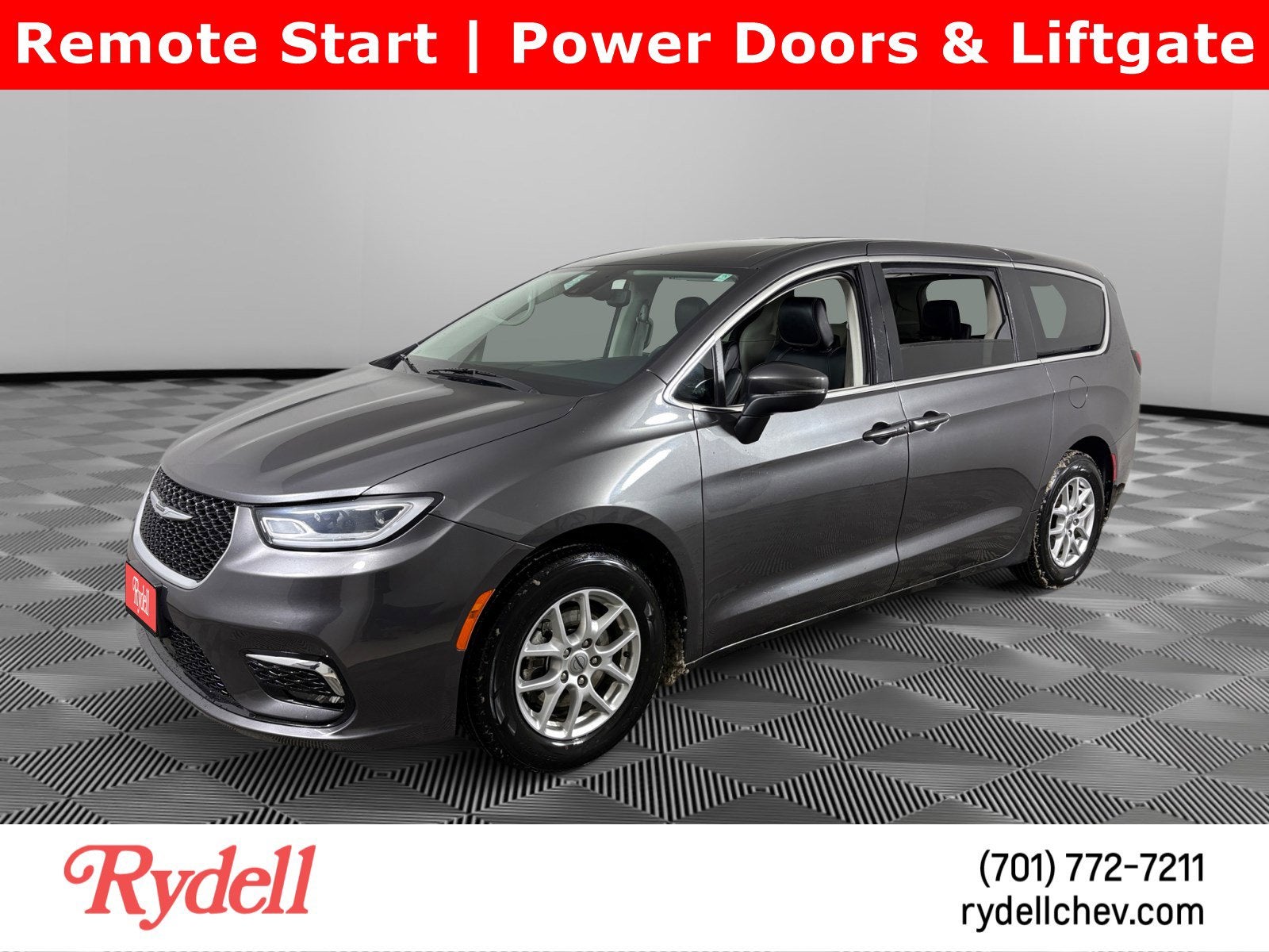 2023 Chrysler Pacifica Touring L