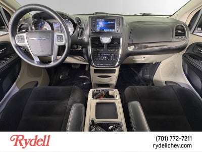2015 Chrysler Town & Country Touring