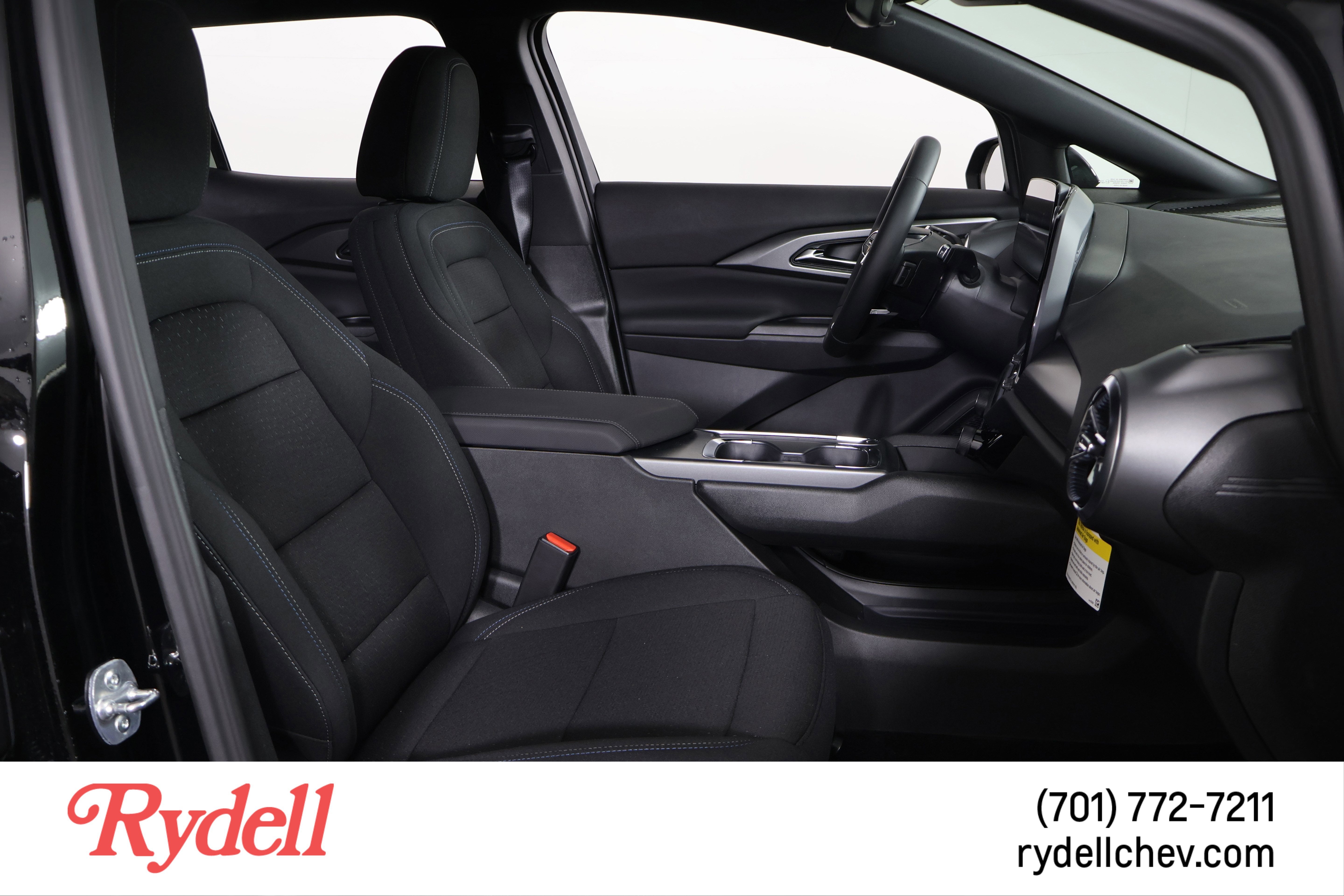 2025 Chevrolet Equinox EV LT