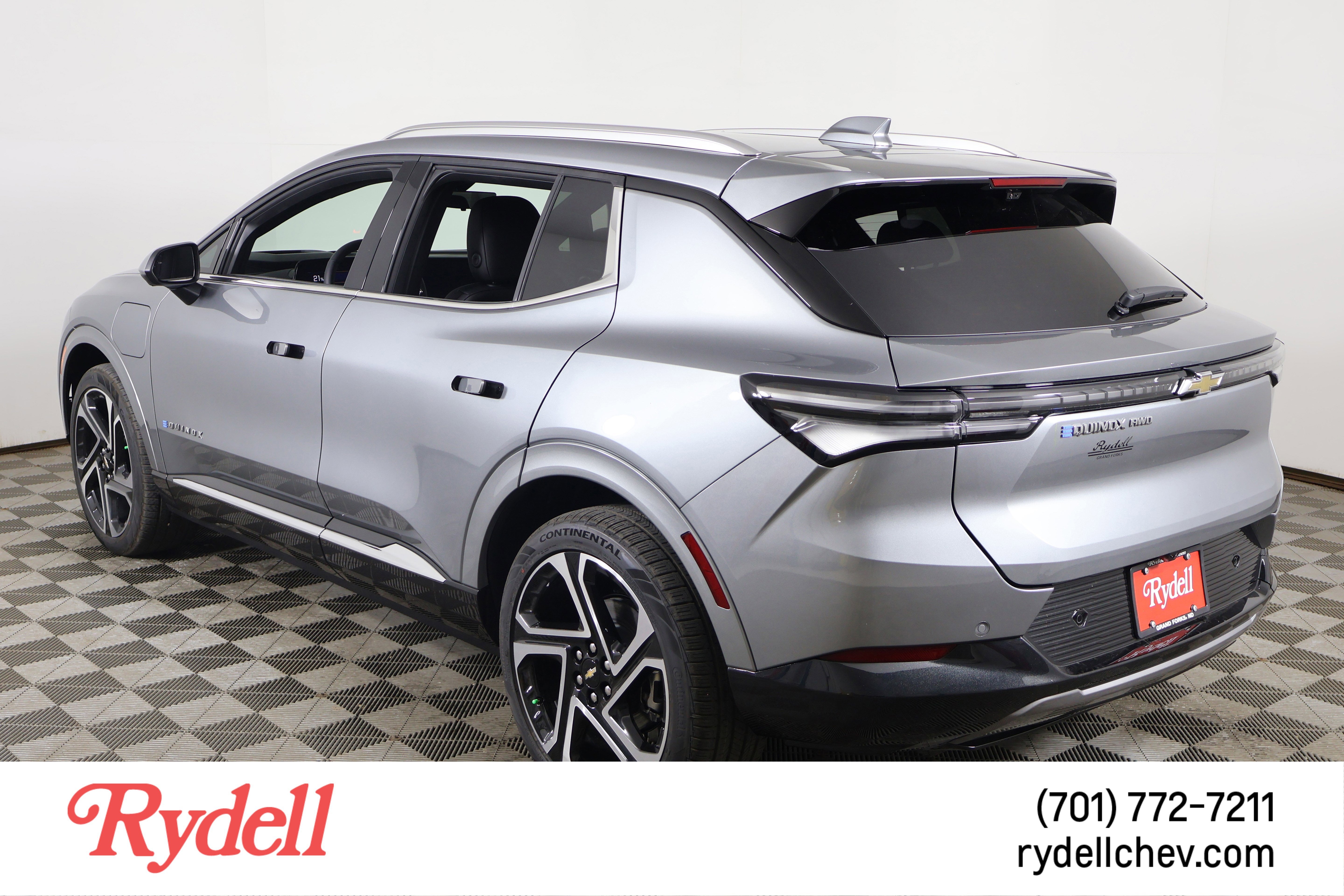 2025 Chevrolet Equinox EV LT