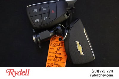 2025 Chevrolet Equinox EV LT