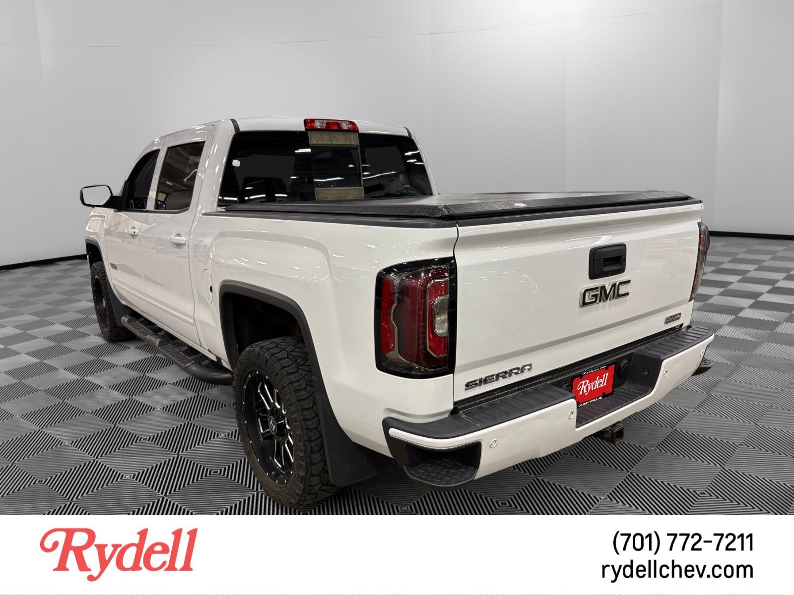 2017 GMC Sierra 1500 SLT