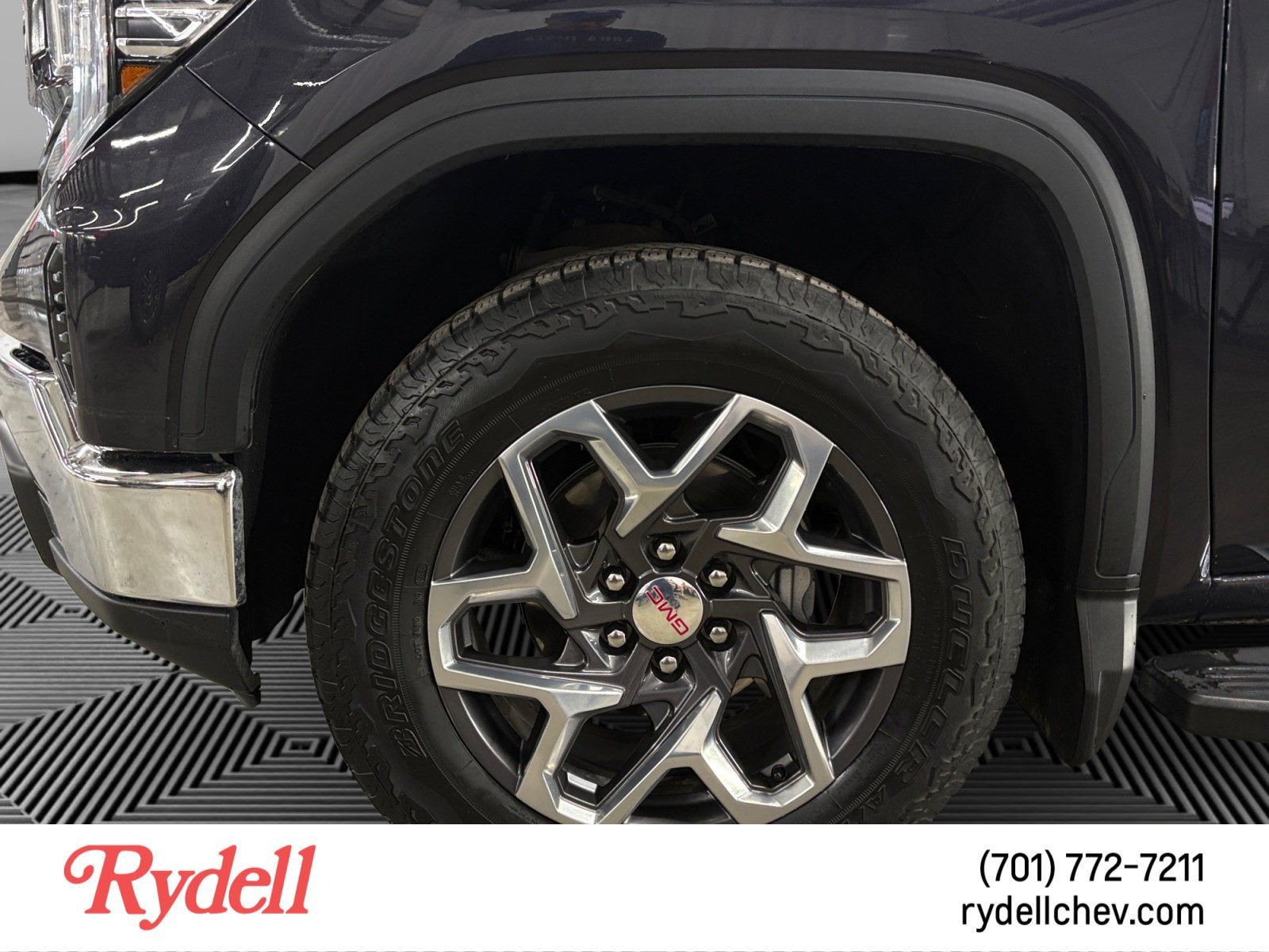 2024 GMC Sierra 1500 SLT