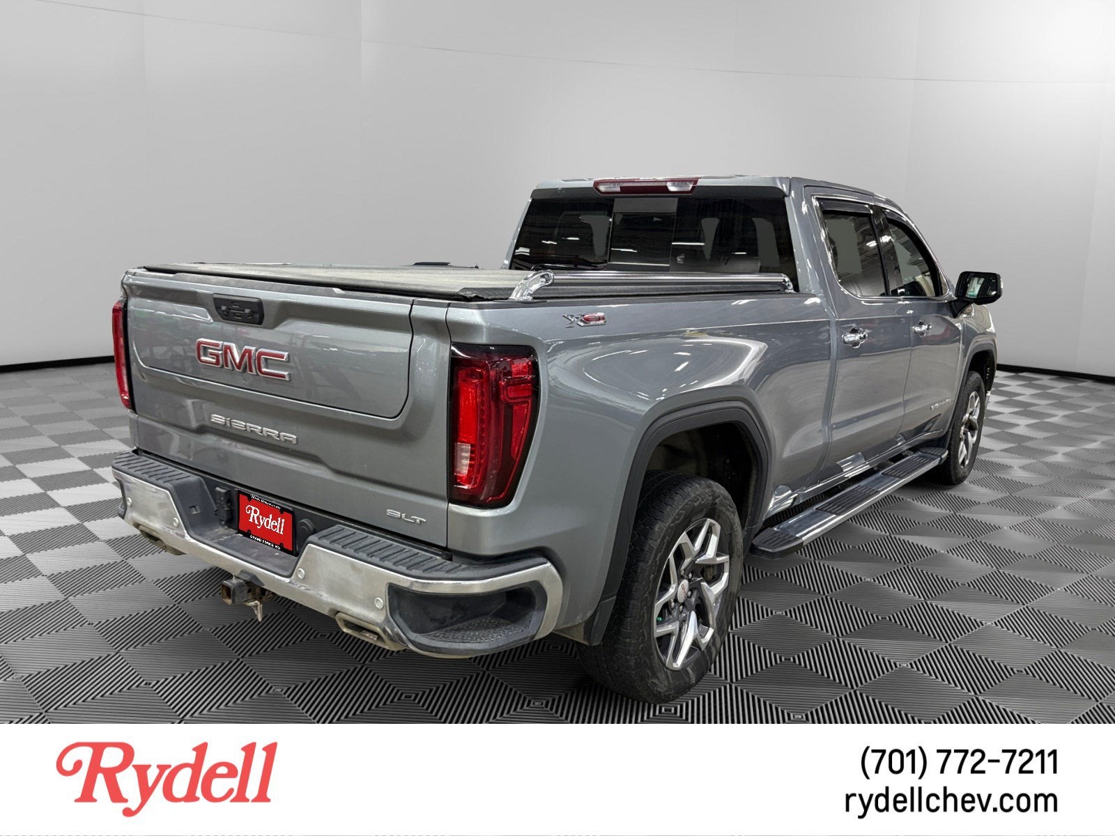 2023 GMC Sierra 1500 SLT