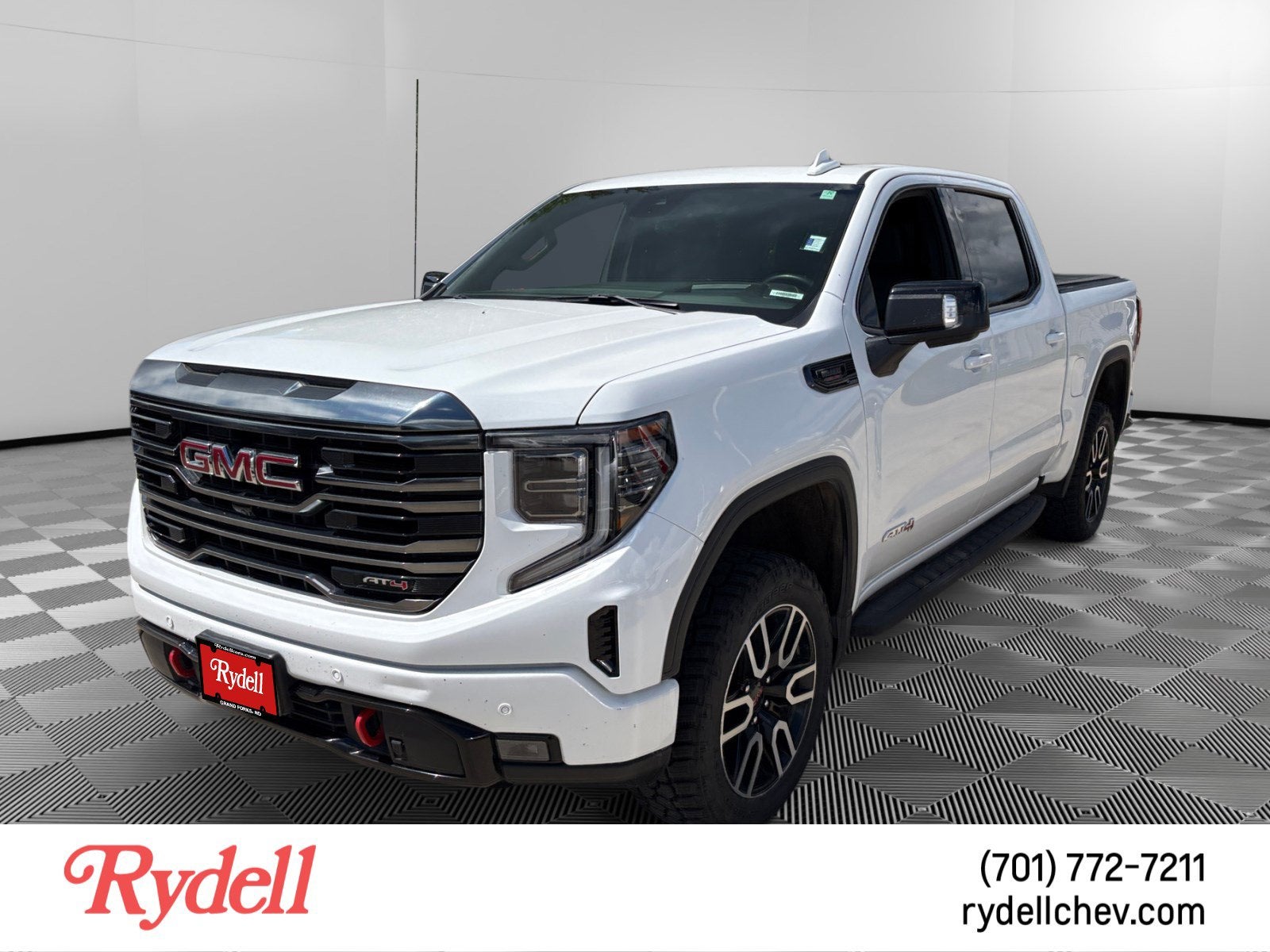 2024 GMC Sierra 1500 AT4