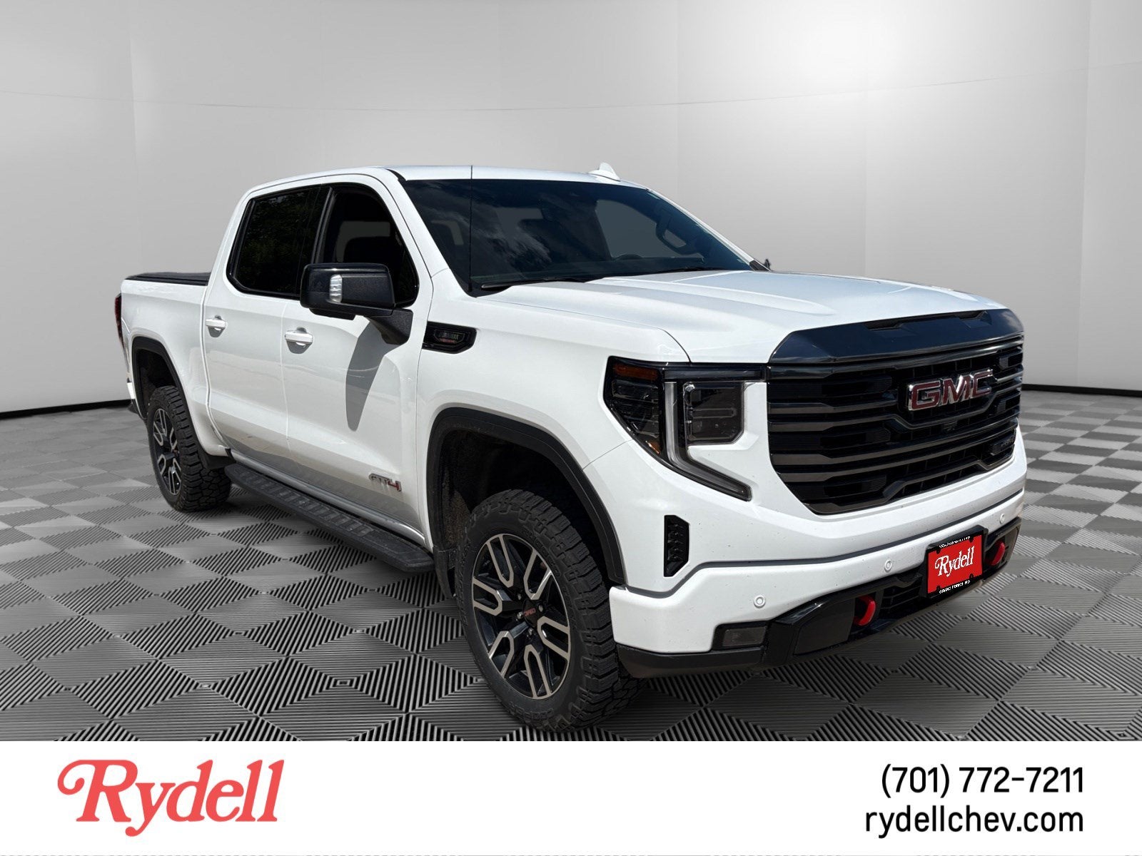 2024 GMC Sierra 1500 AT4