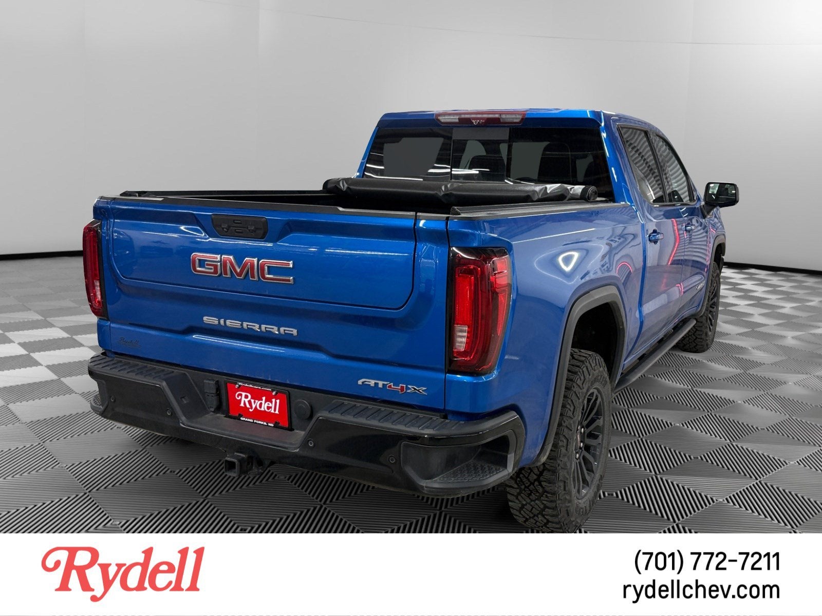 2023 GMC Sierra 1500 AT4X