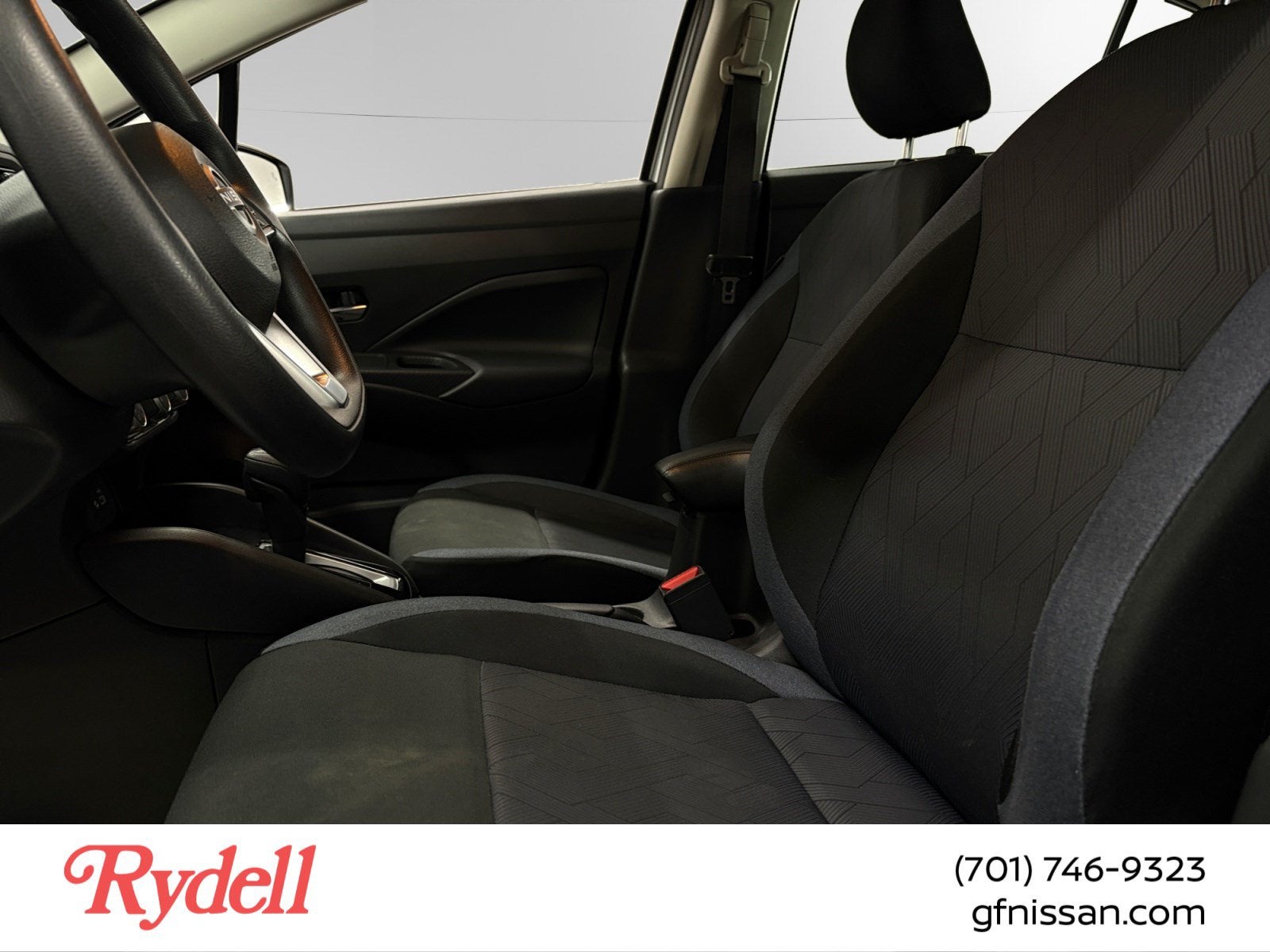 2024 Nissan Versa SV