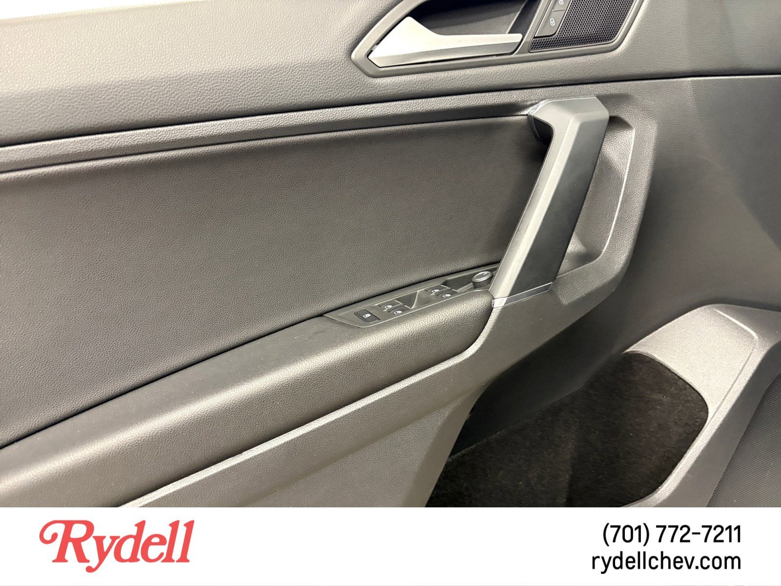 2020 Volkswagen Tiguan 2.0T SE