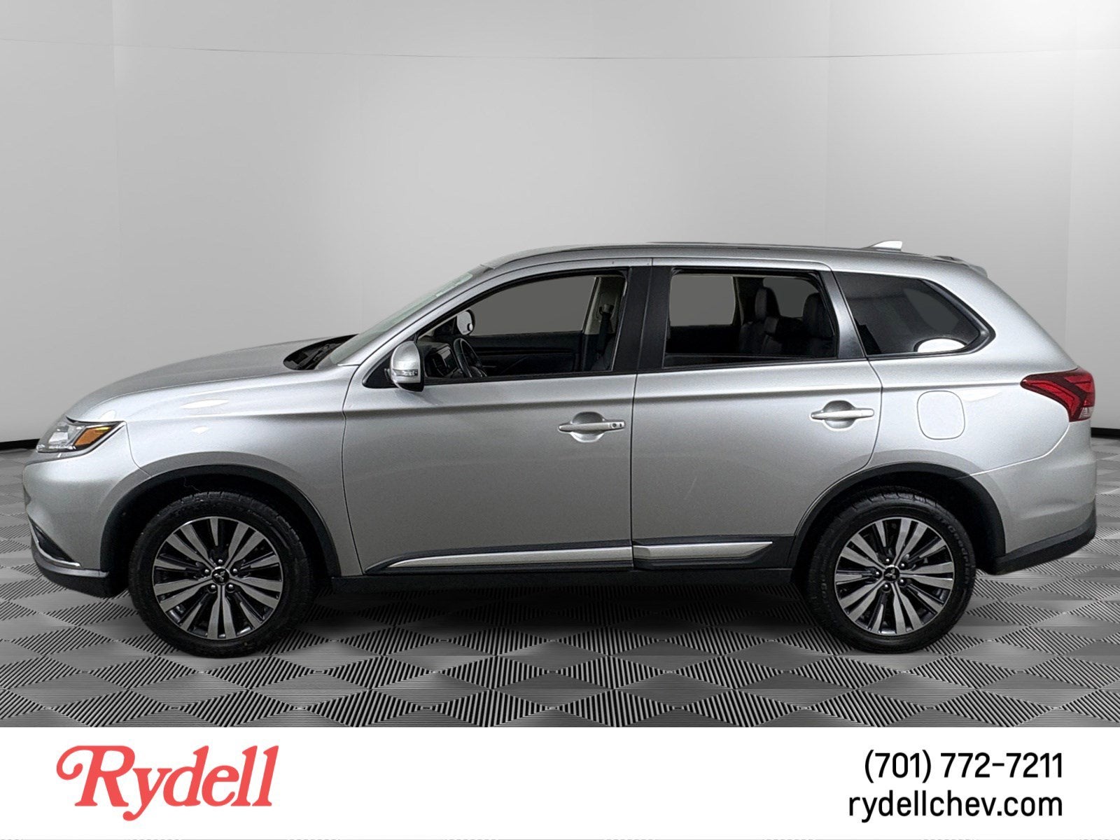 2019 Mitsubishi Outlander SE