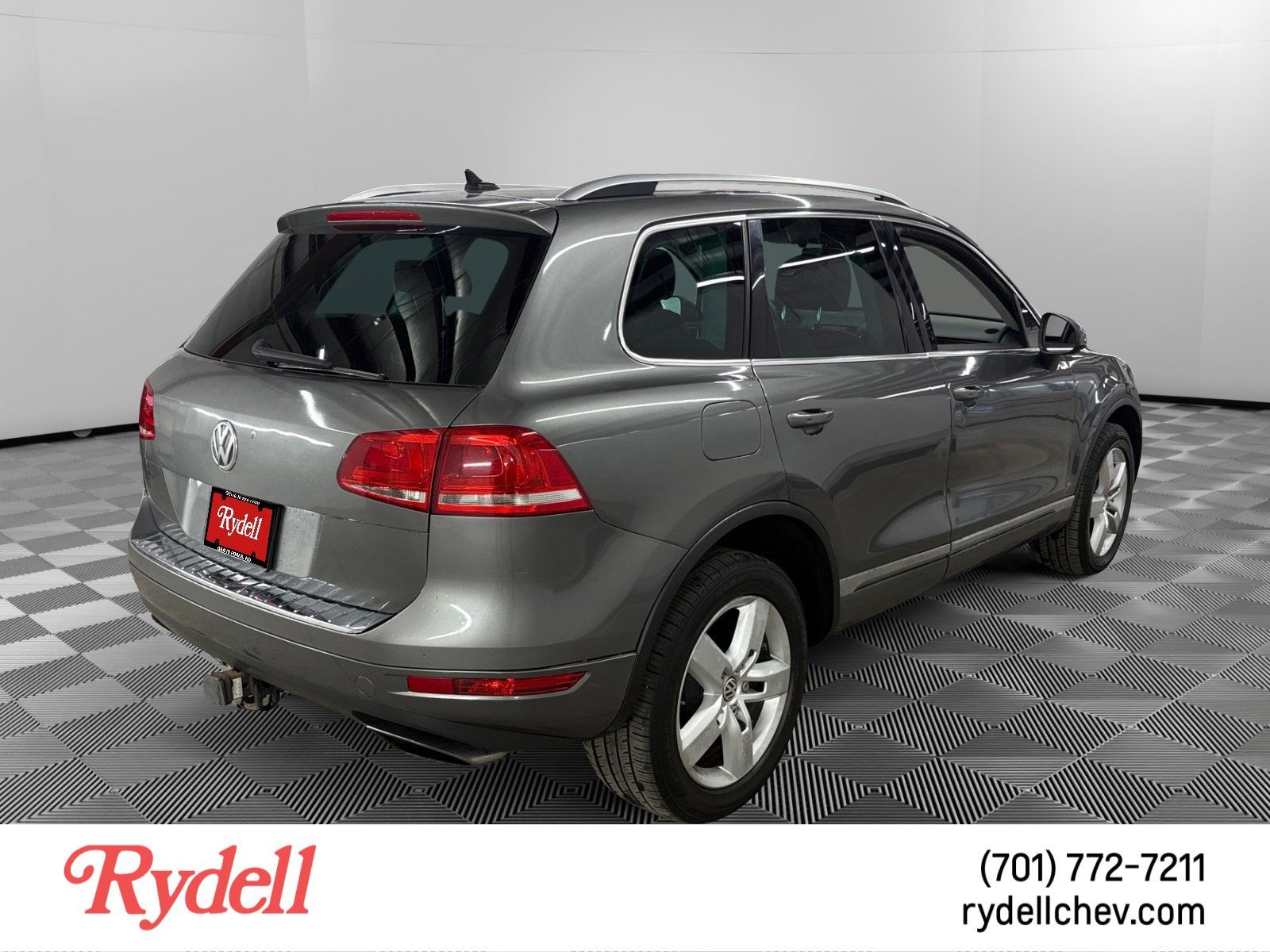 2014 Volkswagen Touareg Sport