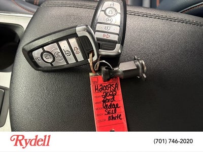 2022 Ford Edge SEL