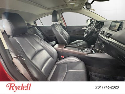 2018 Mazda Mazda3 5-Door Touring