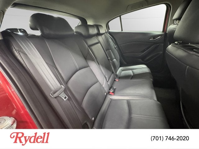 2018 Mazda Mazda3 5-Door Touring