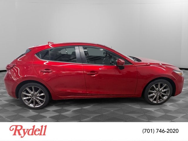 2018 Mazda Mazda3 5-Door Touring