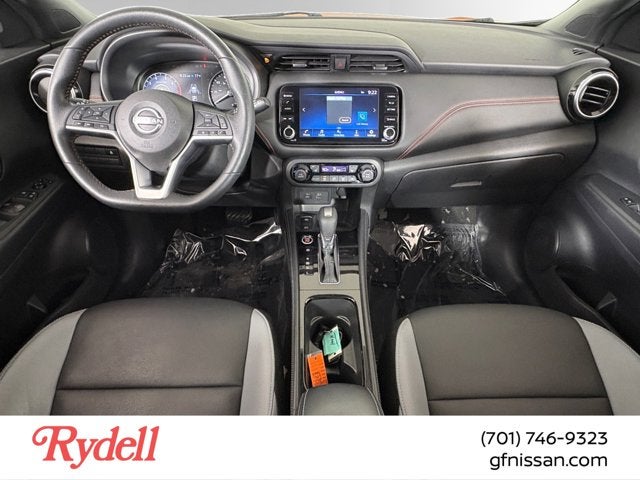 2023 Nissan Kicks SR