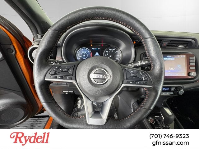 2023 Nissan Kicks SR