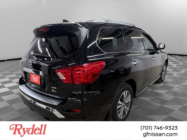 2020 Nissan Pathfinder SL