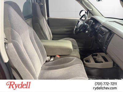 2004 Dodge Dakota Base