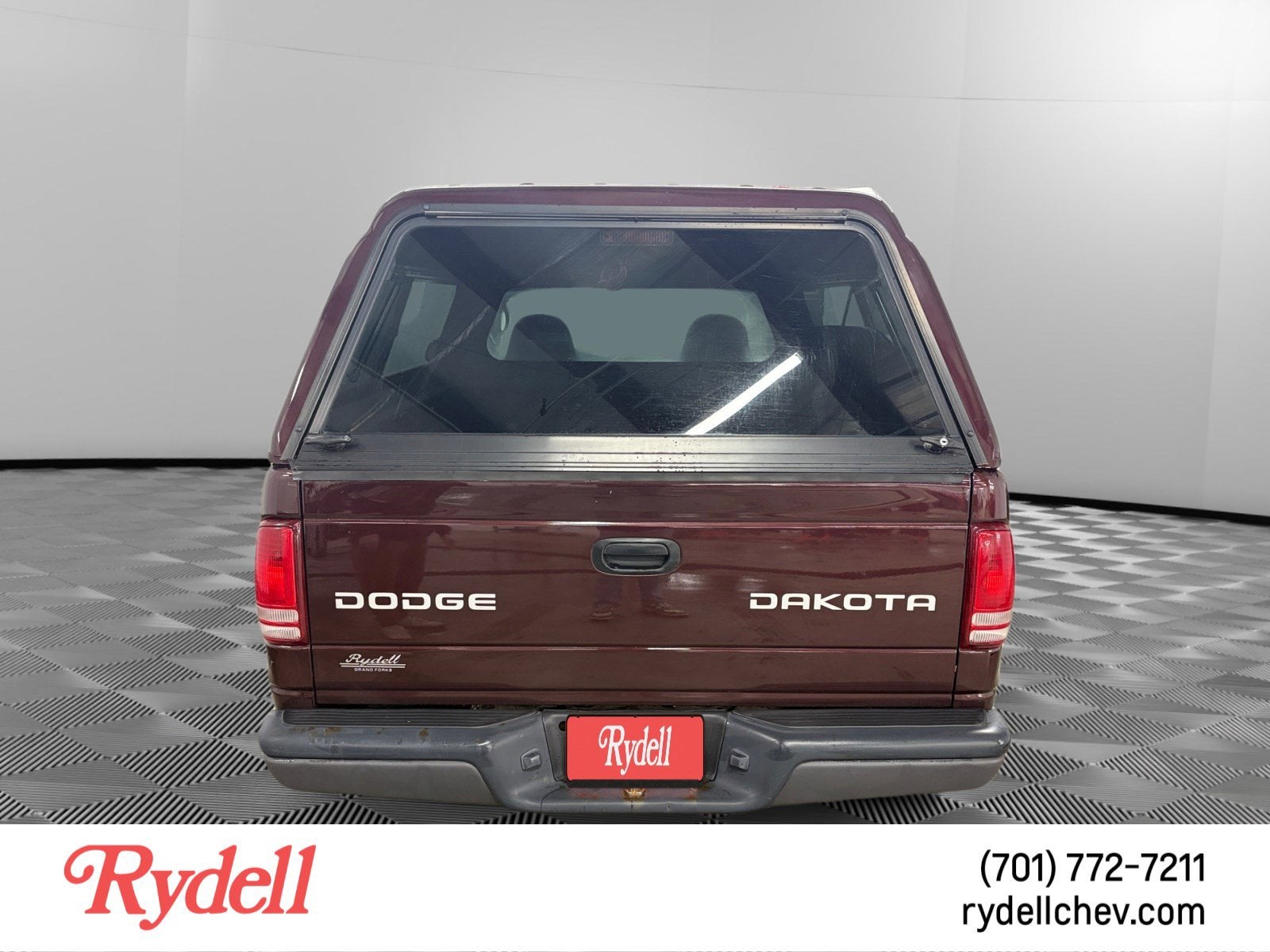 2004 Dodge Dakota Base