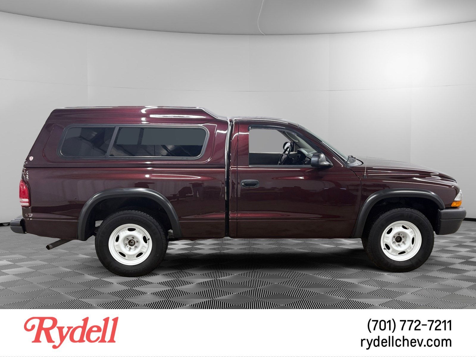 2004 Dodge Dakota Base