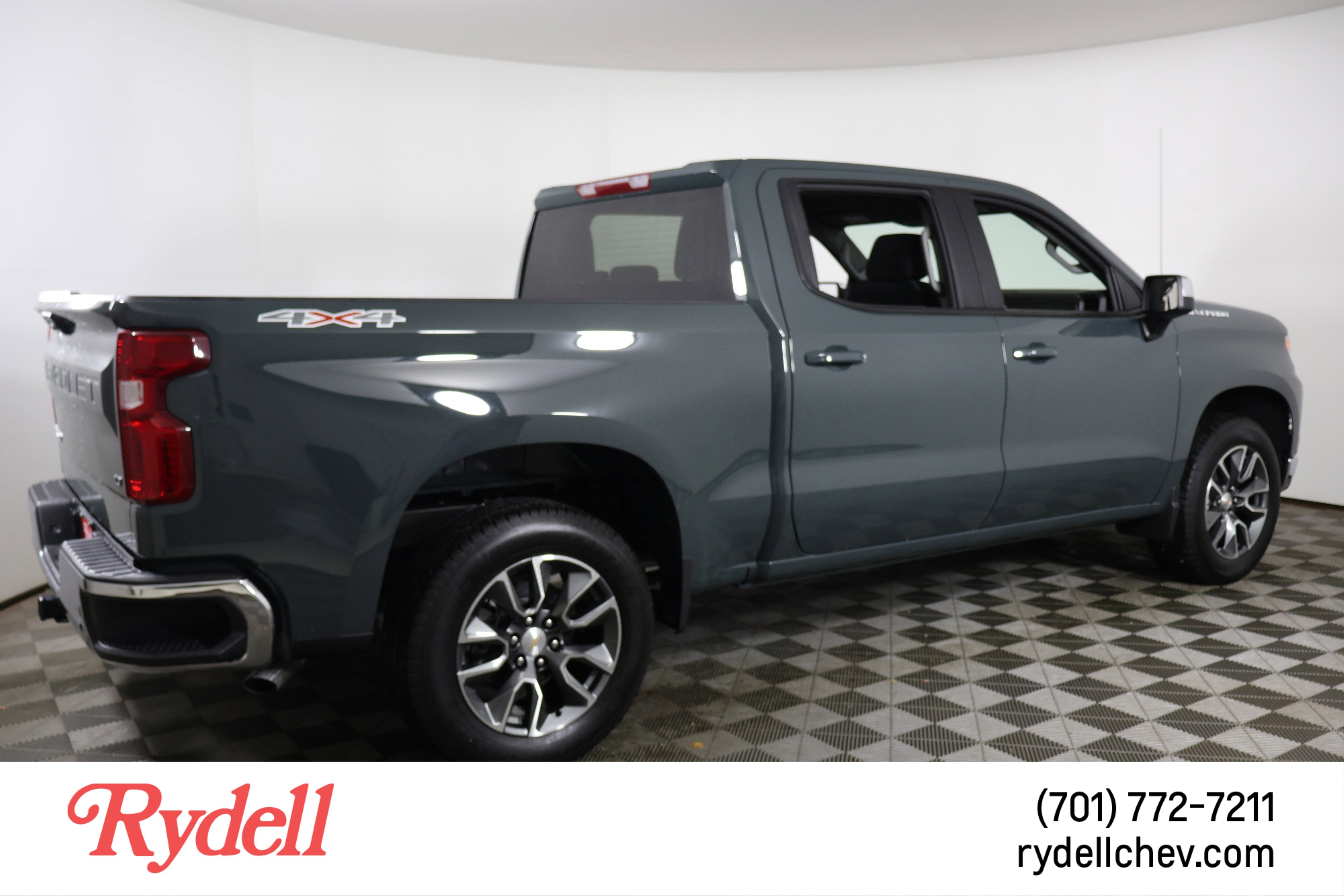 2025 Chevrolet Silverado 1500 LT