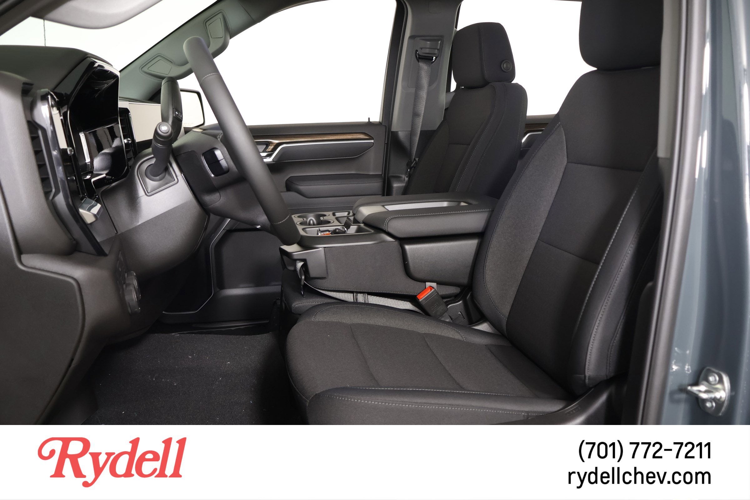 2025 Chevrolet Silverado 1500 LT (2FL)