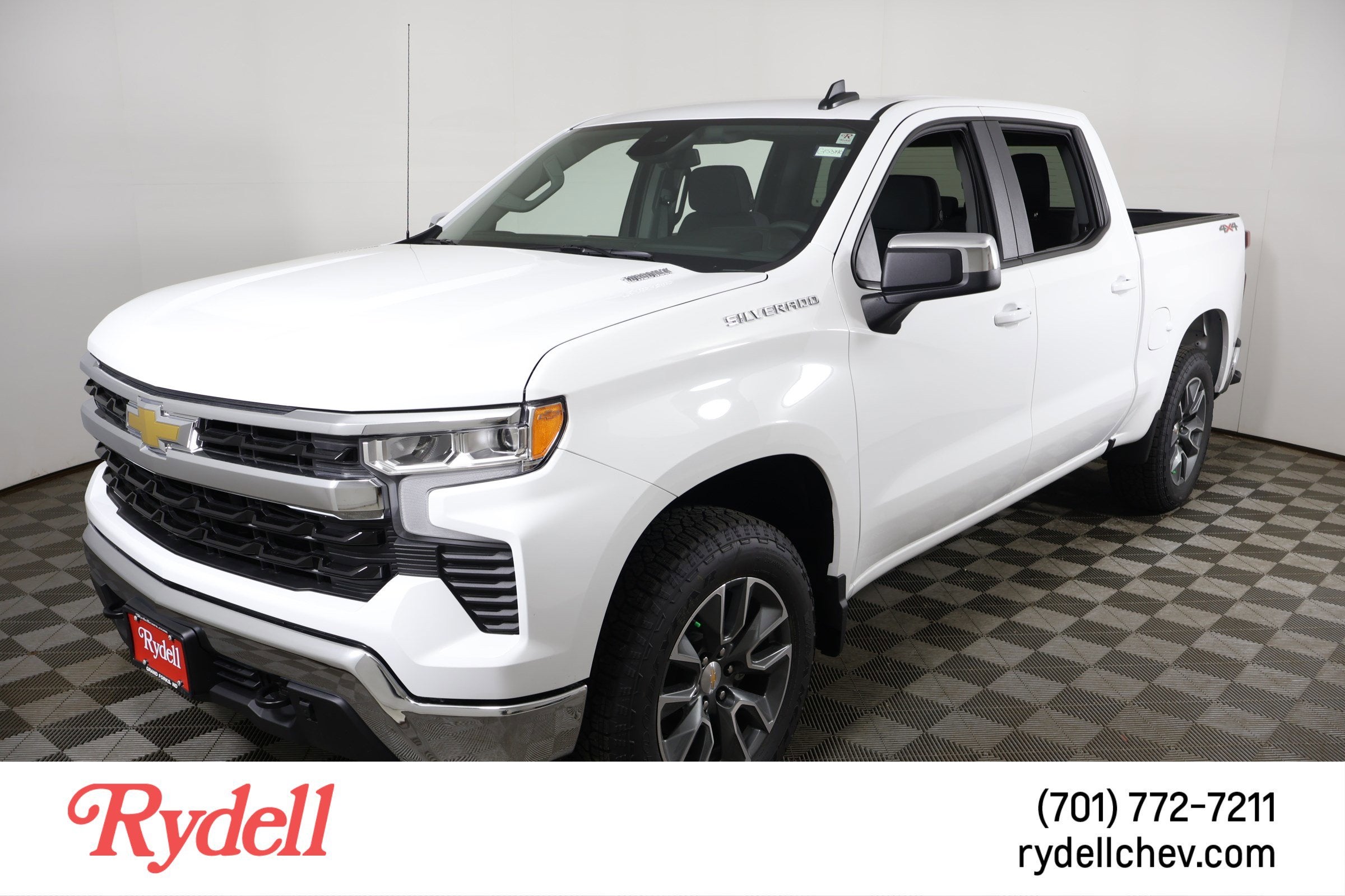 2025 Chevrolet Silverado 1500 LT (2FL)