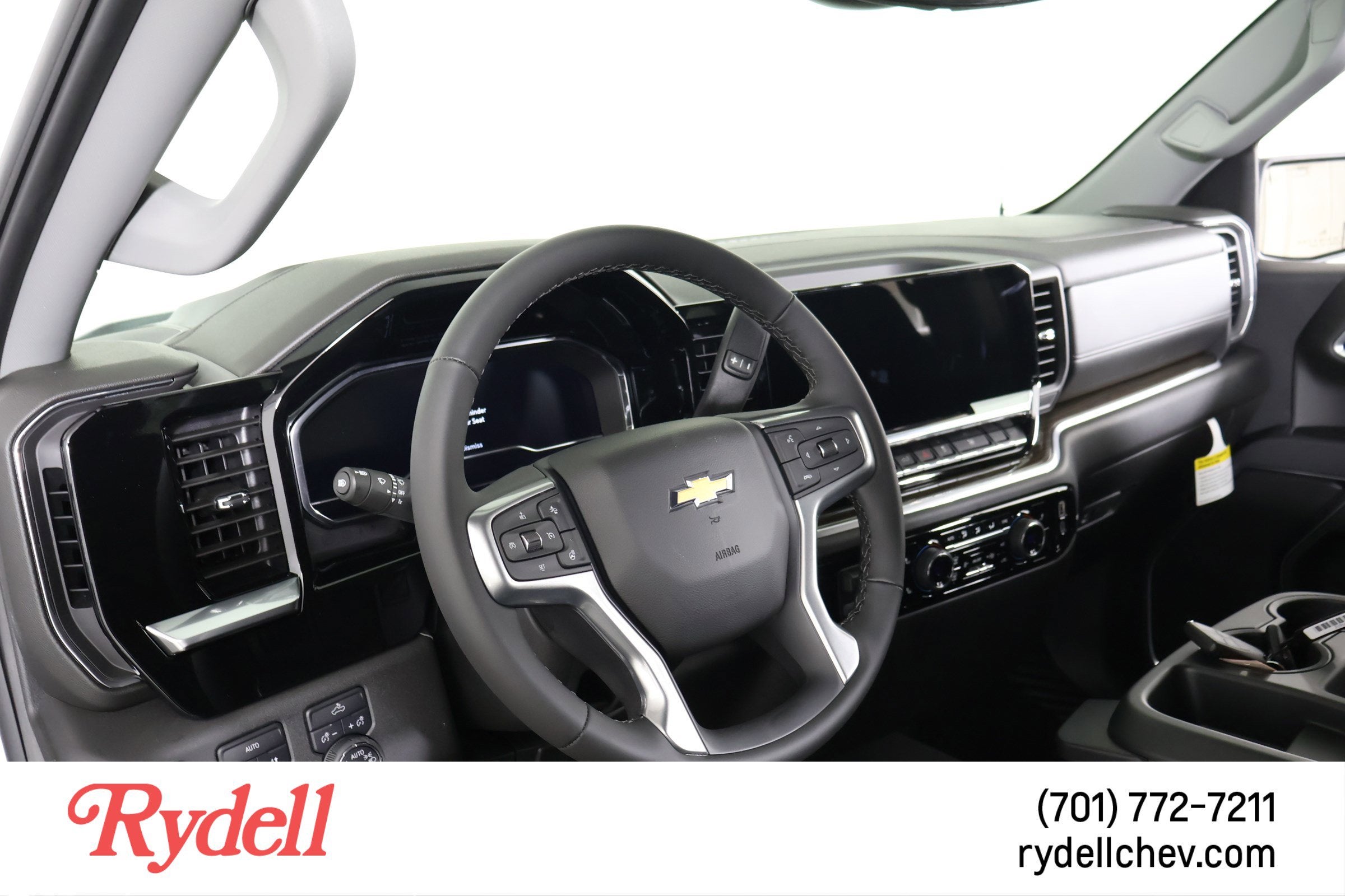 2025 Chevrolet Silverado 1500 LT (2FL)