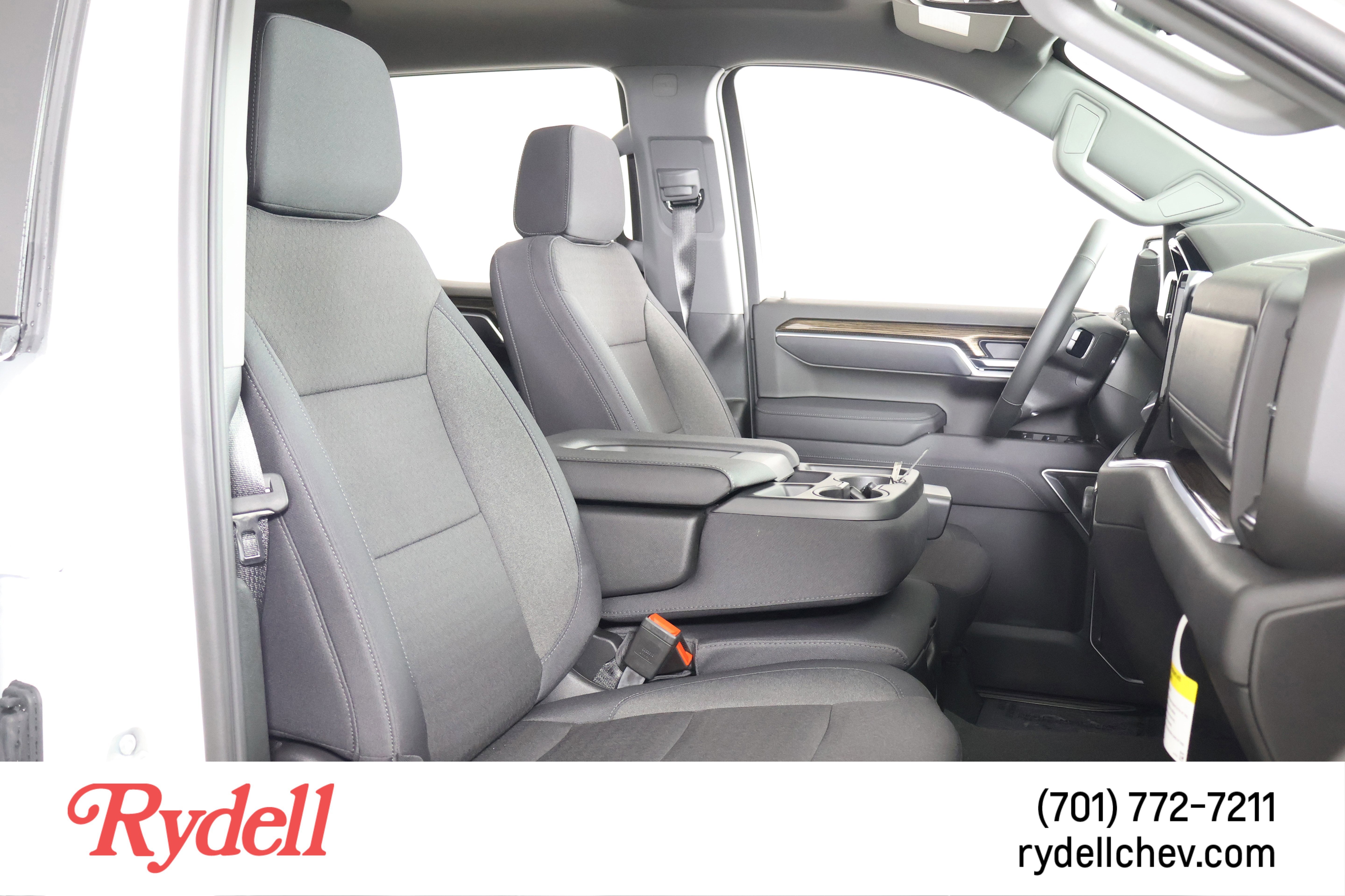 2025 Chevrolet Silverado 1500 LT (2FL)