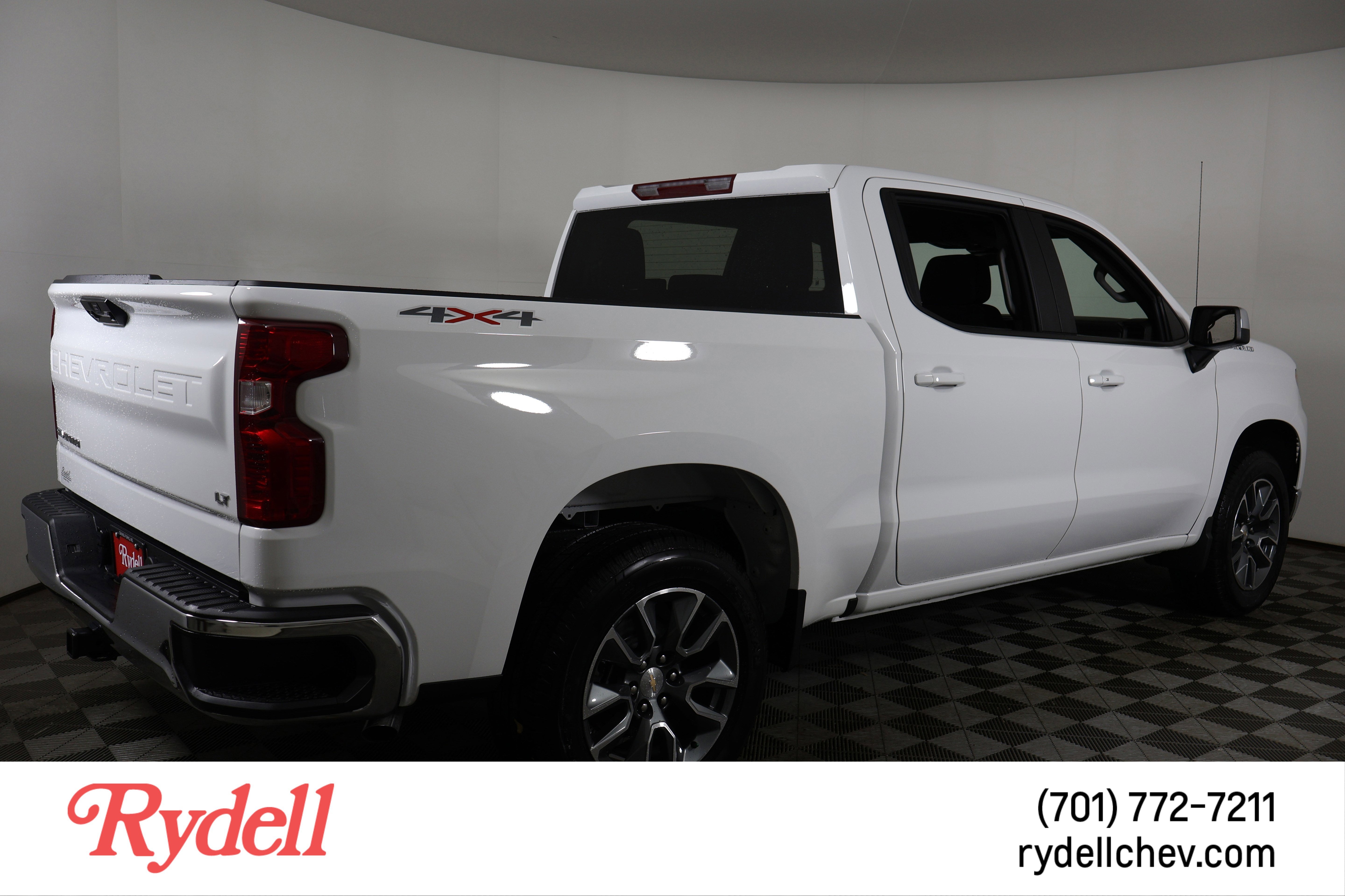 2025 Chevrolet Silverado 1500 LT (2FL)