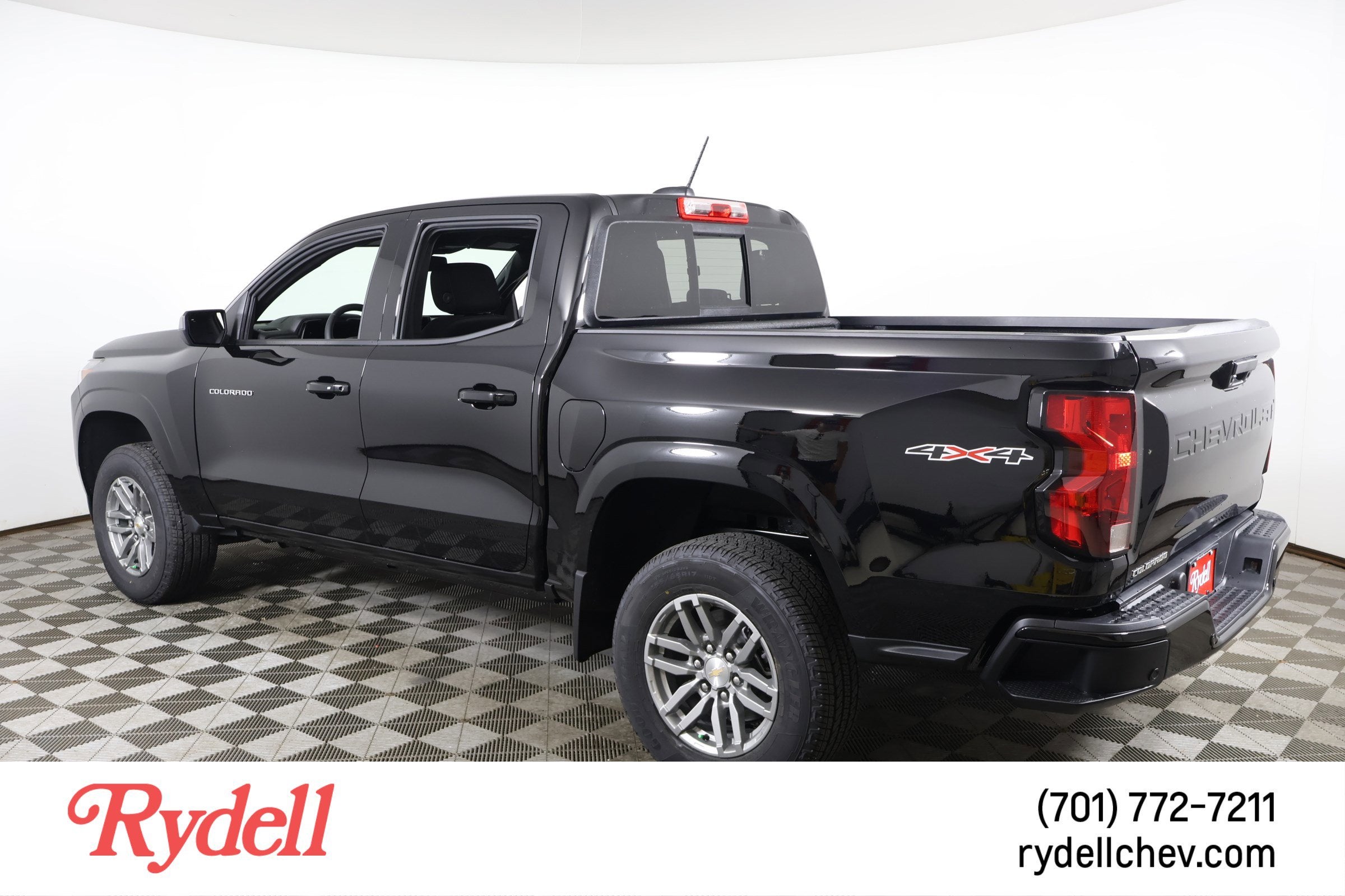 2025 Chevrolet Colorado WT/LT