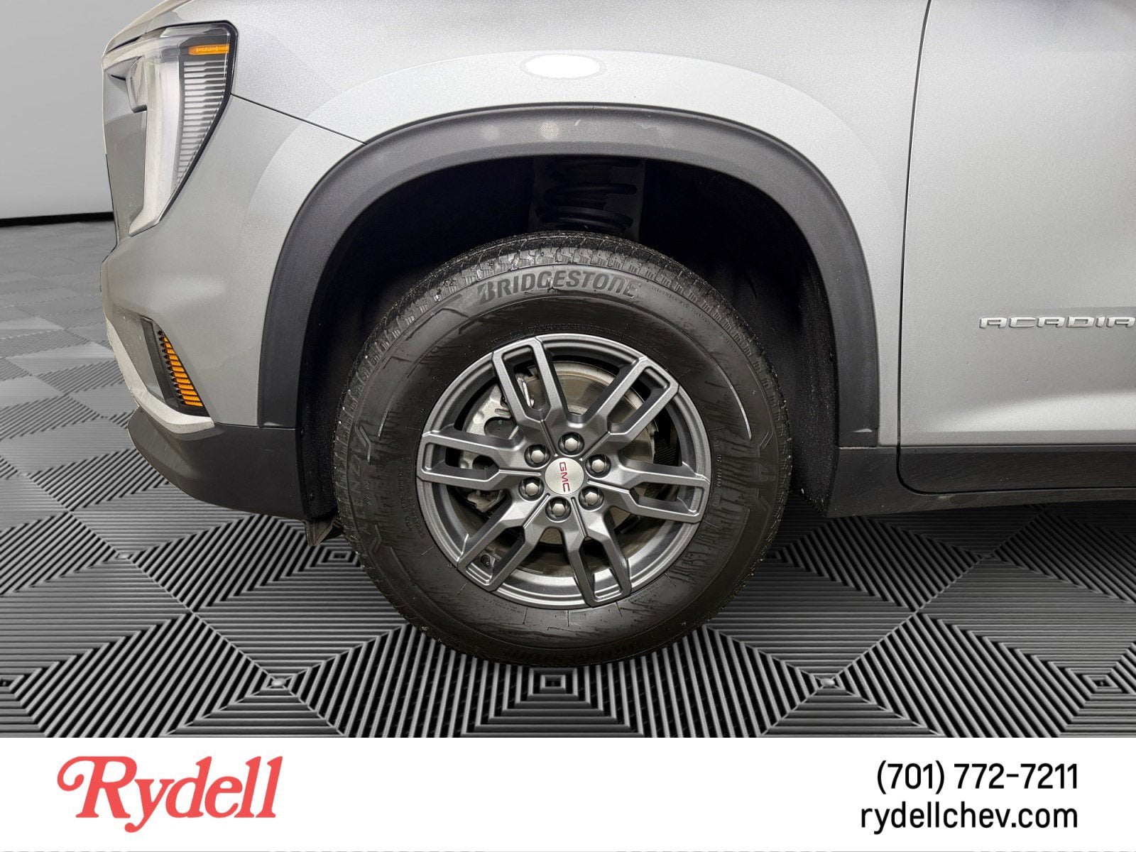 2025 GMC Acadia Elevation